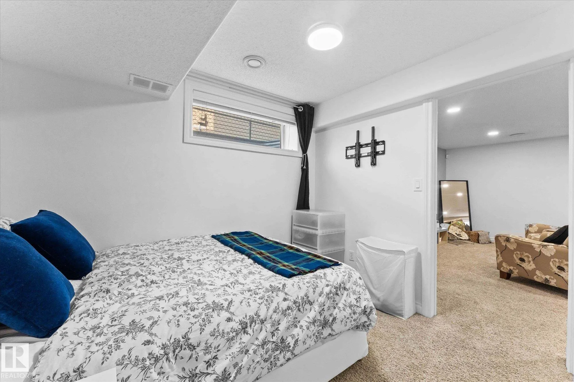 26 LINKSIDE Way