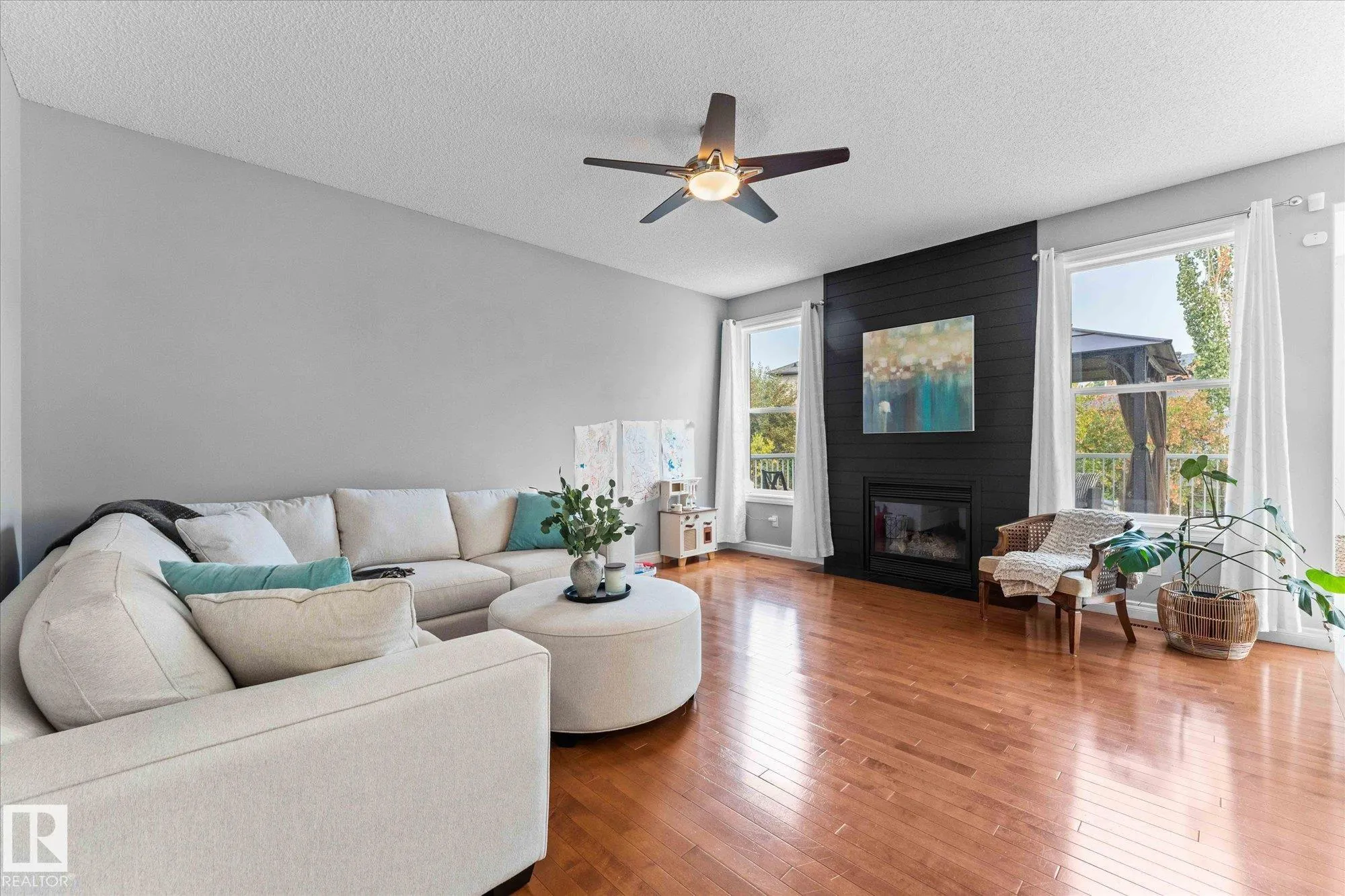 26 LINKSIDE Way