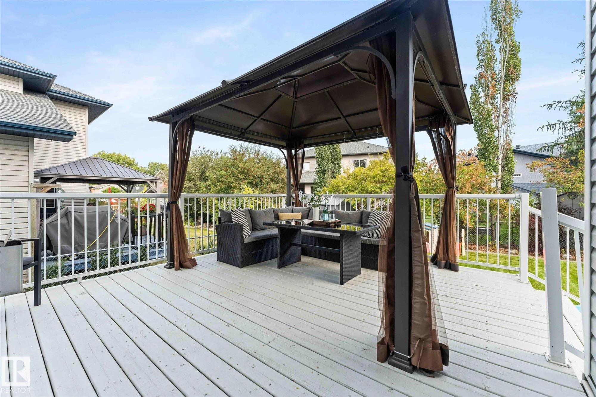 26 LINKSIDE Way