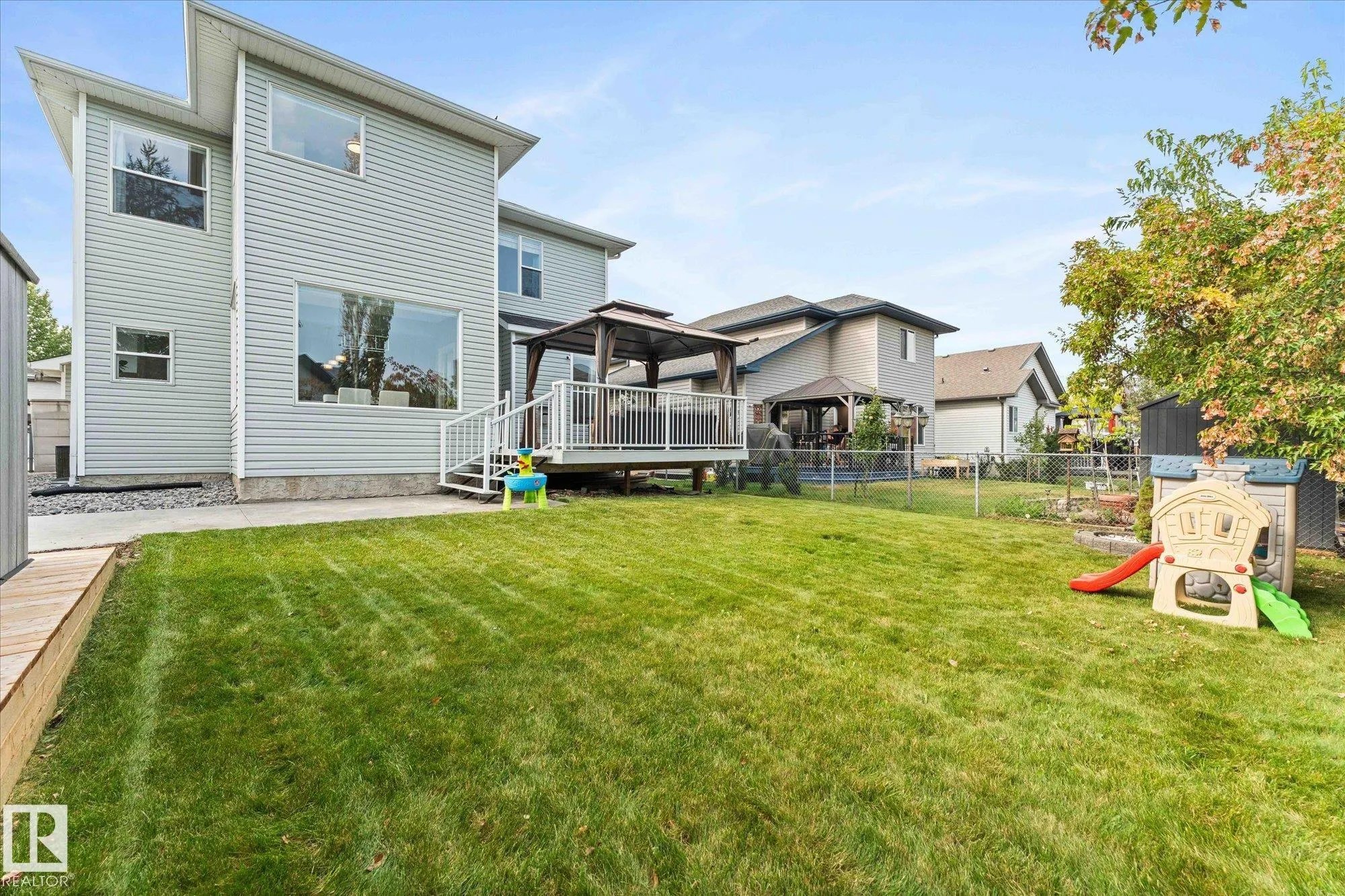 26 LINKSIDE Way