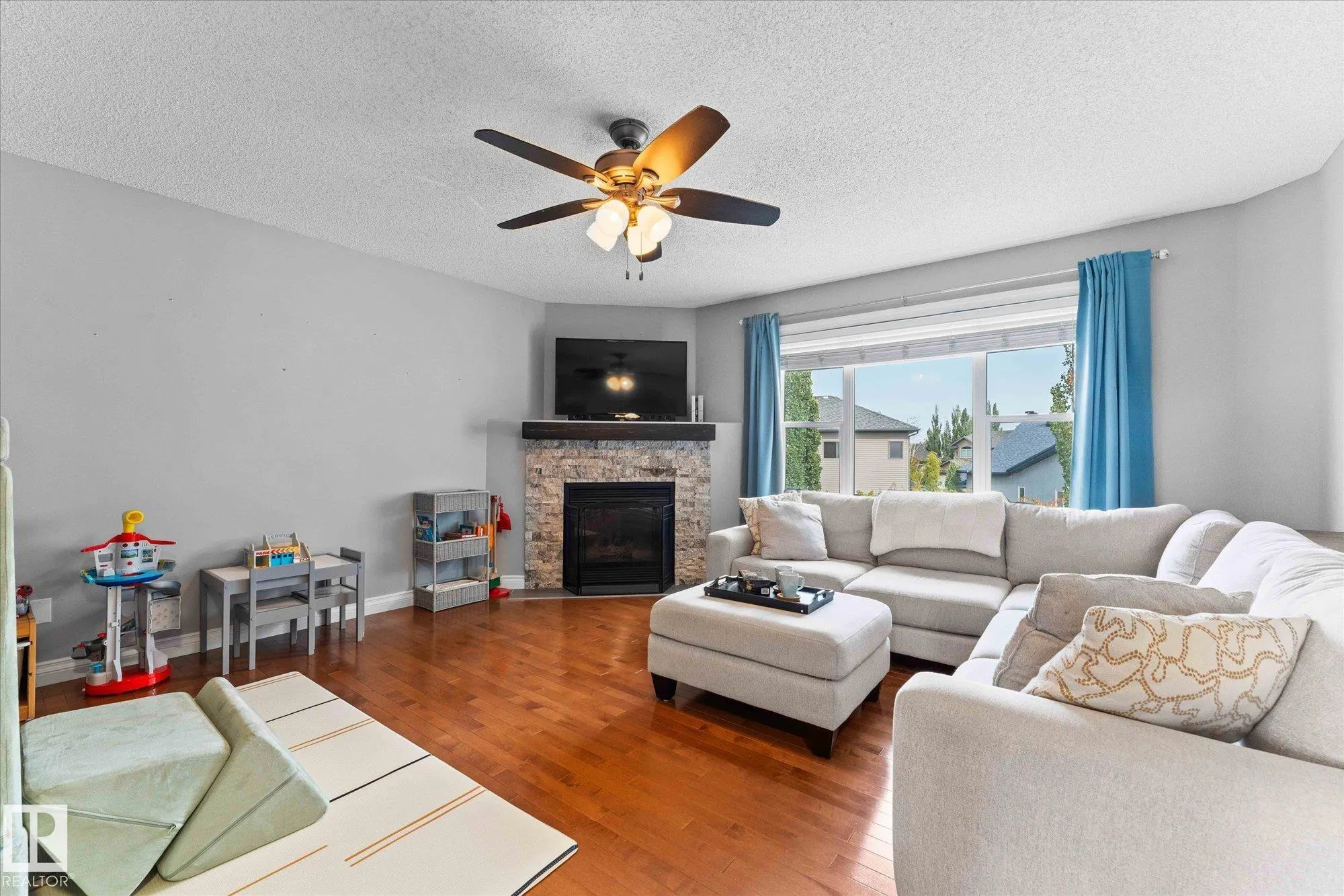 26 LINKSIDE Way