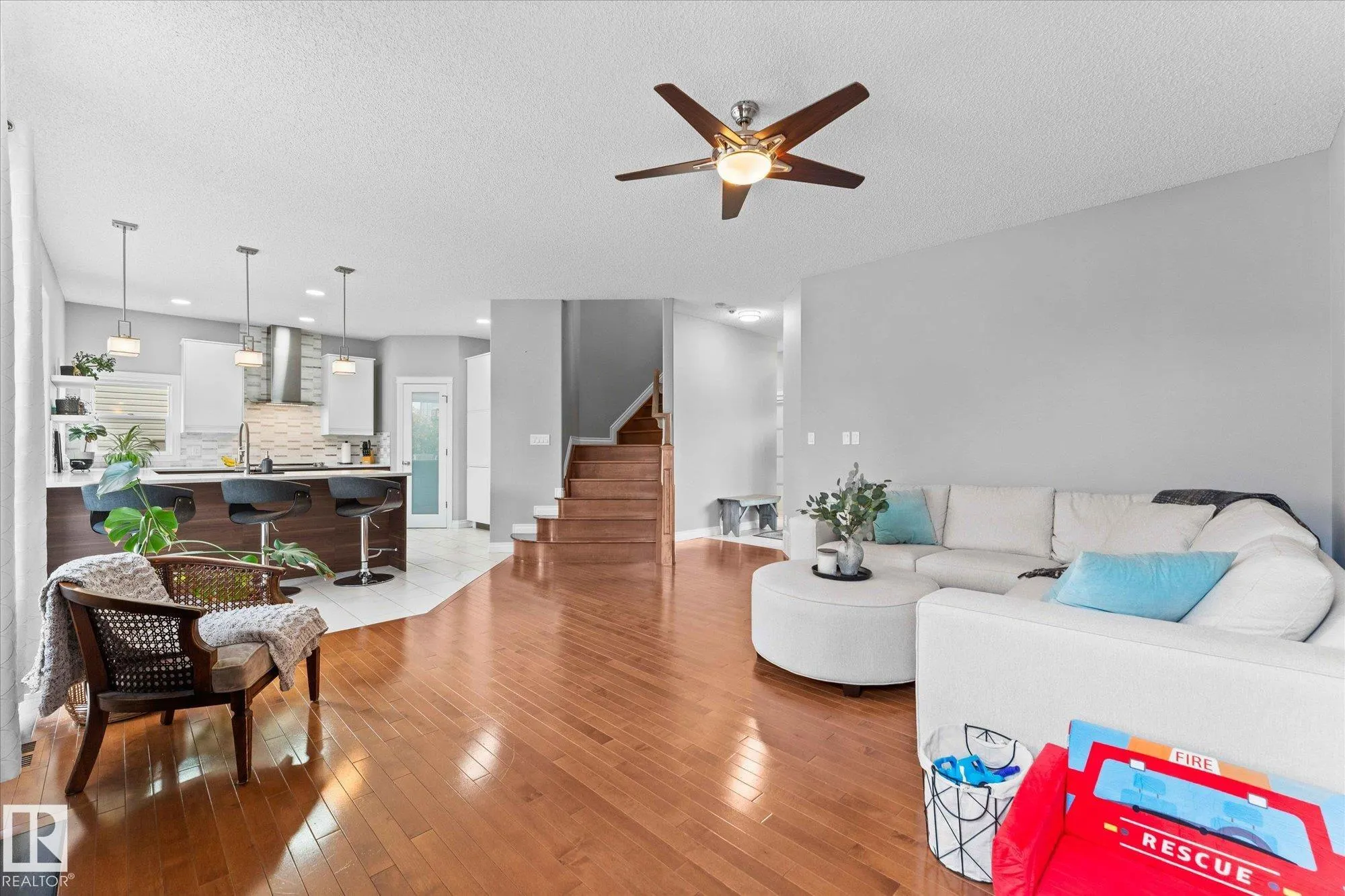 26 LINKSIDE Way