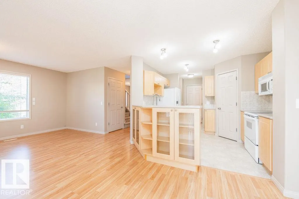 155 Crocus Crescent