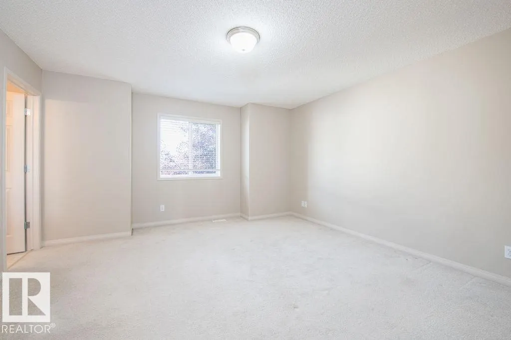 155 Crocus Crescent