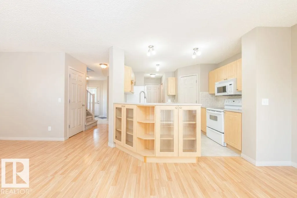 155 Crocus Crescent