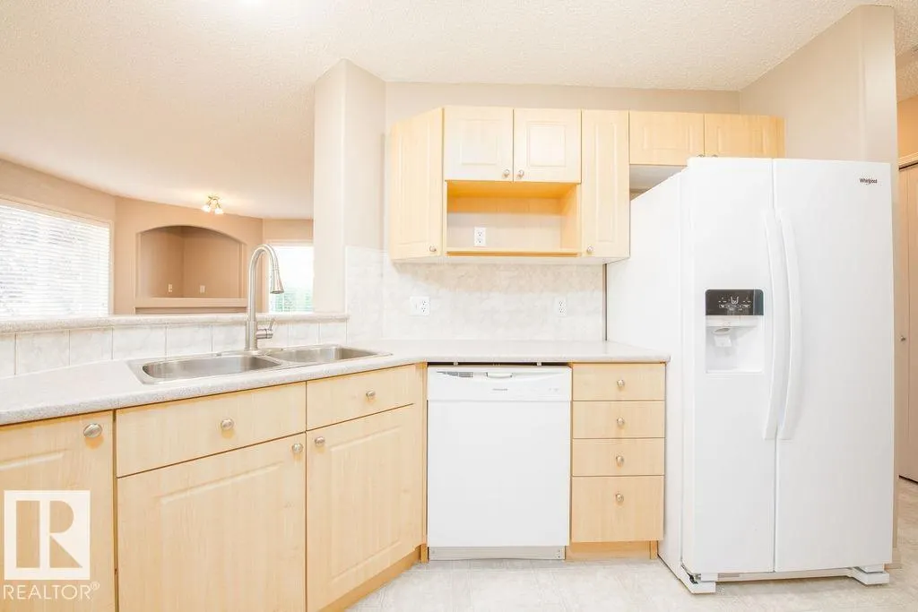 155 Crocus Crescent
