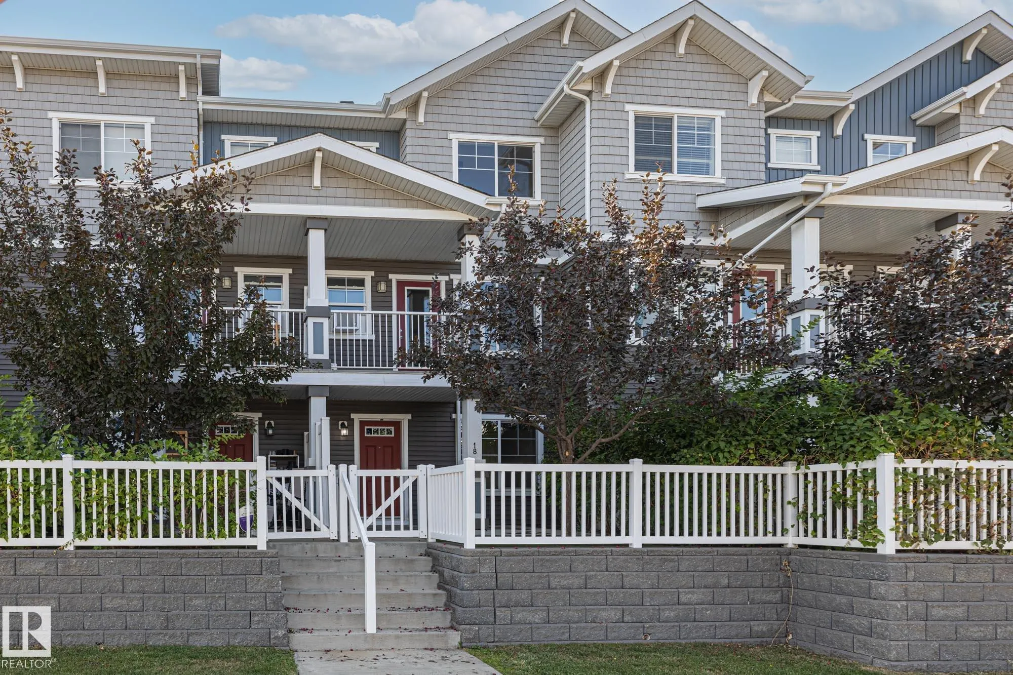 7385 EDGEMONT Way
