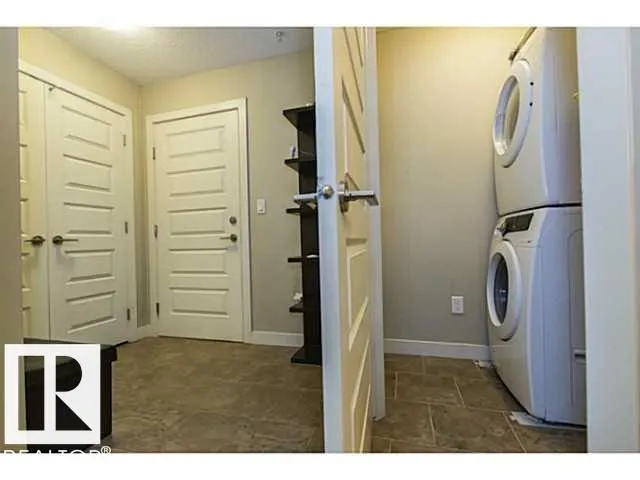 10530 56 AV NW