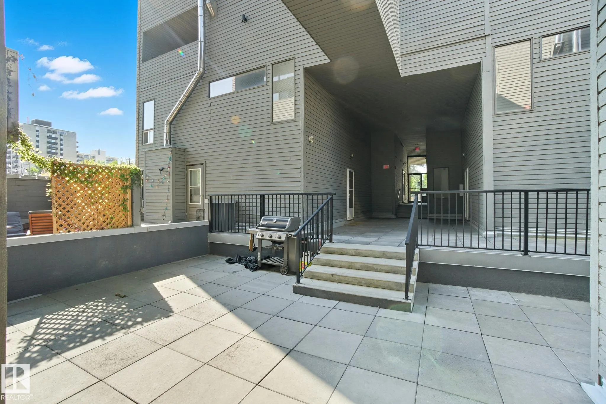 10032 113 Street