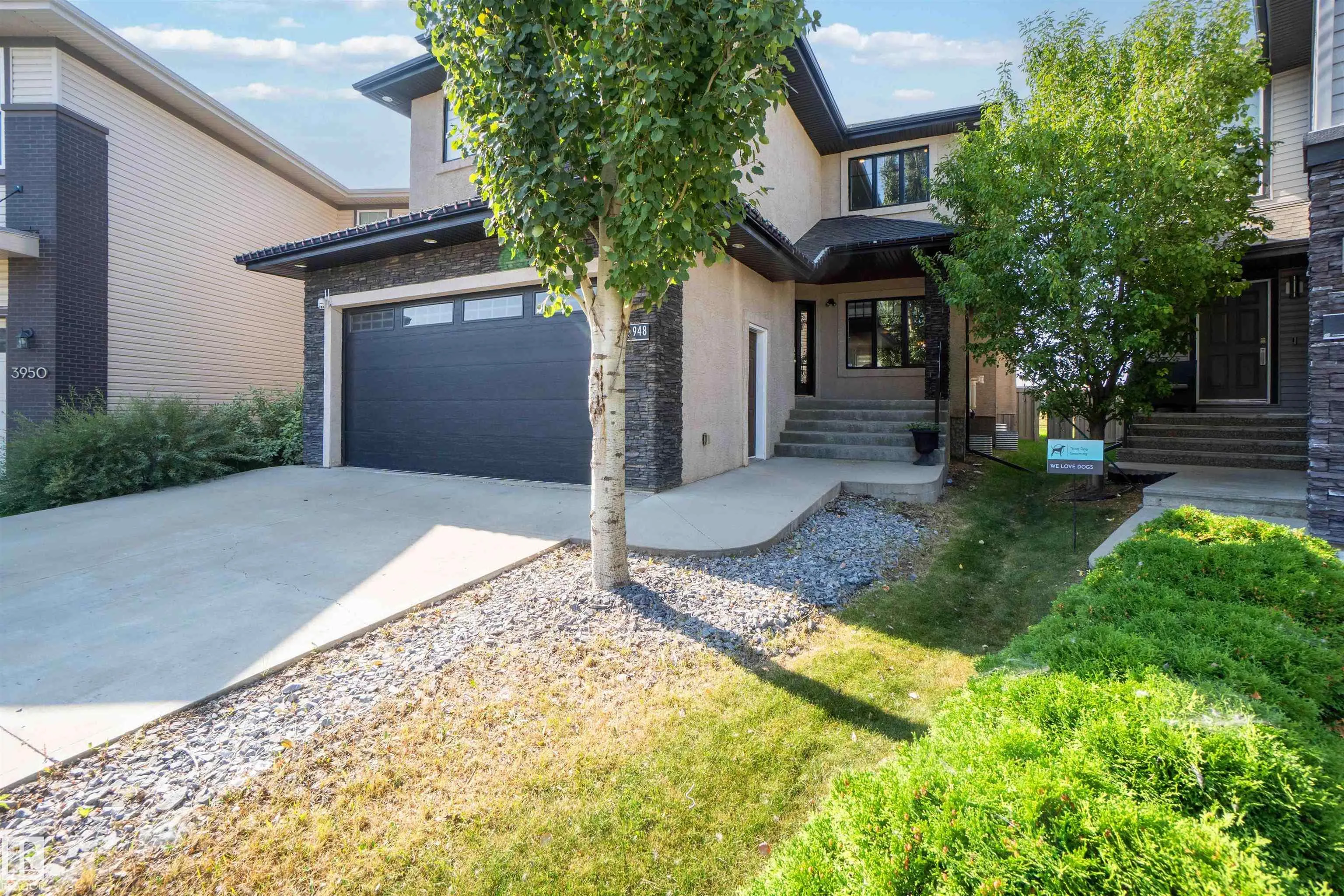 3948 CLAXTON Loop