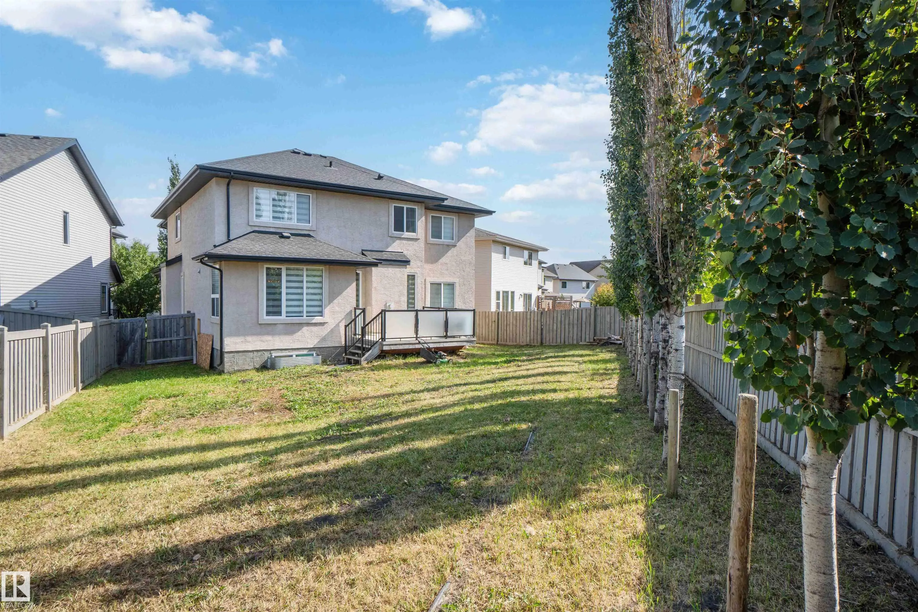 3948 CLAXTON Loop