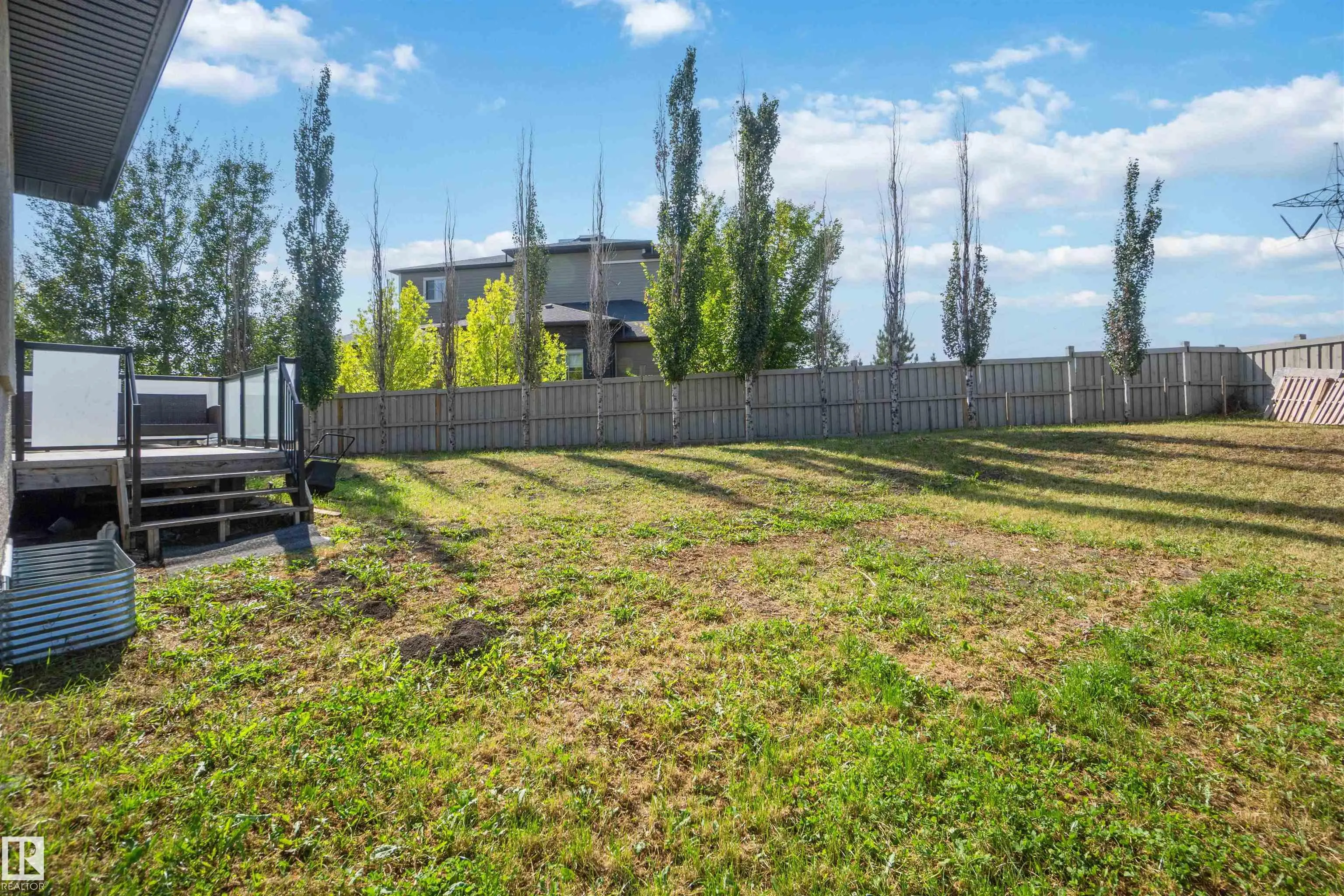 3948 CLAXTON Loop