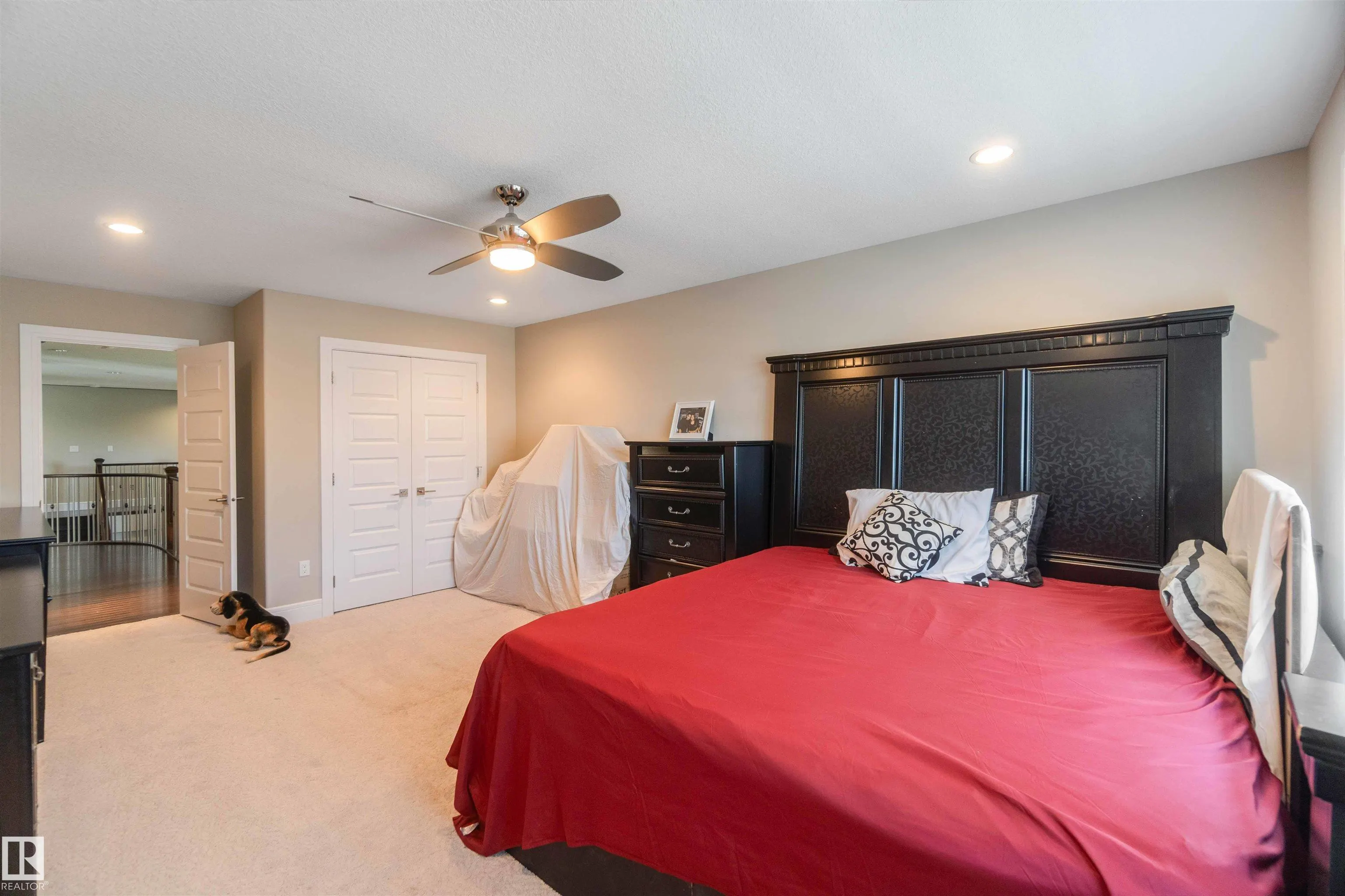 3948 CLAXTON Loop
