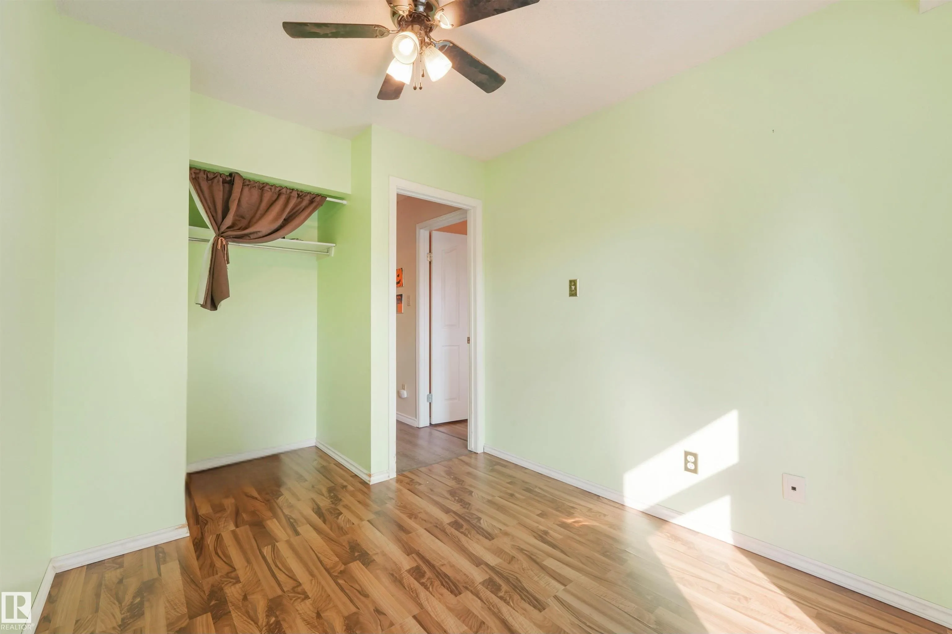 420 CLAREVIEW Road