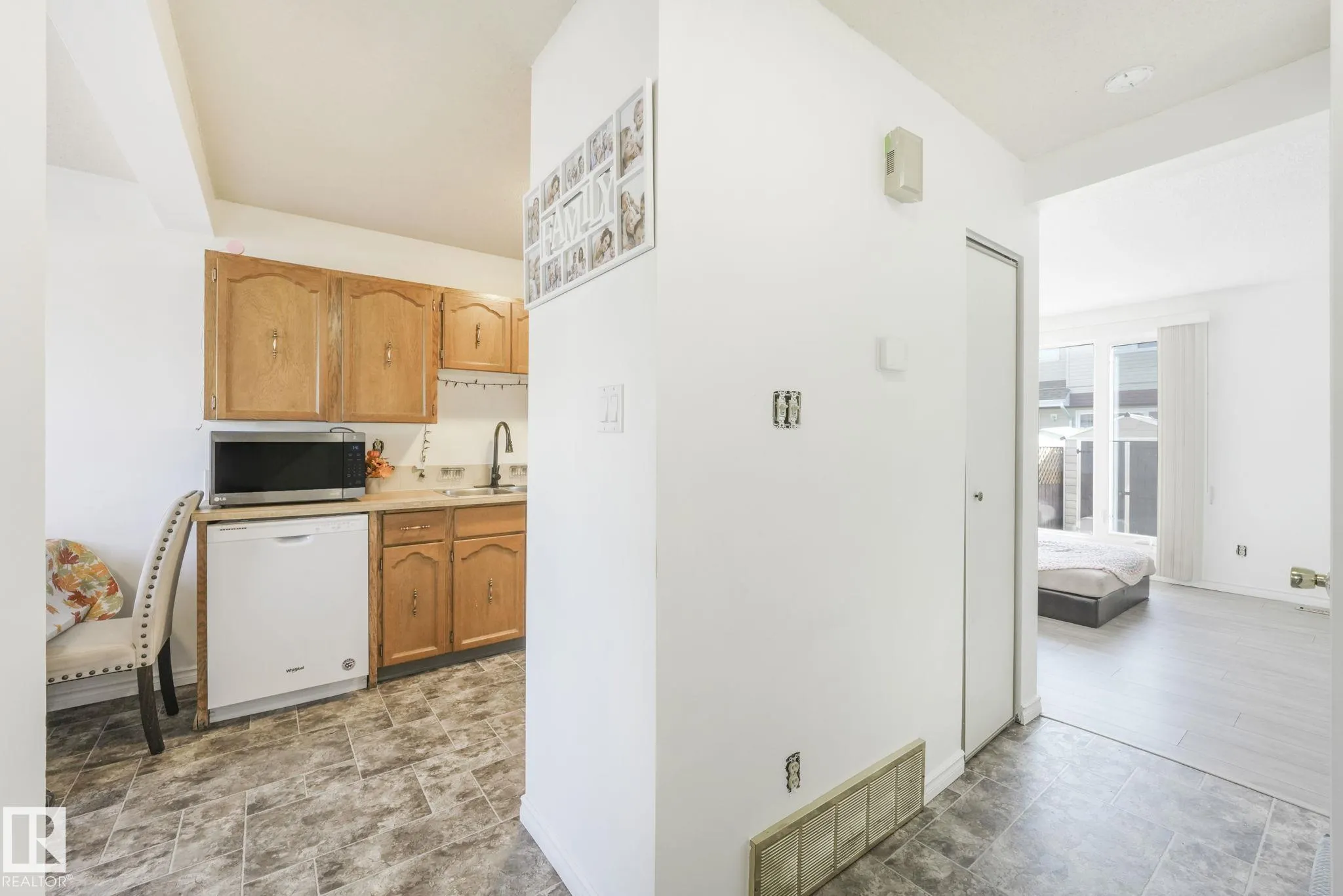 420 CLAREVIEW Road