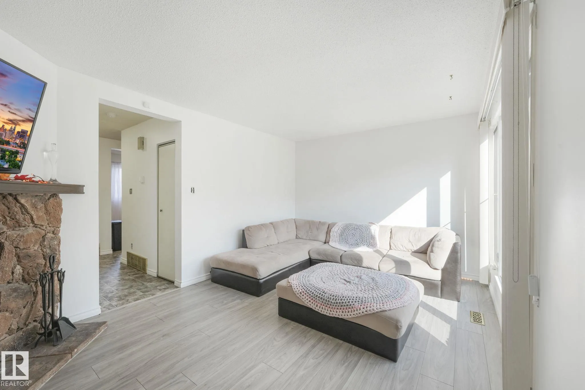 420 CLAREVIEW Road
