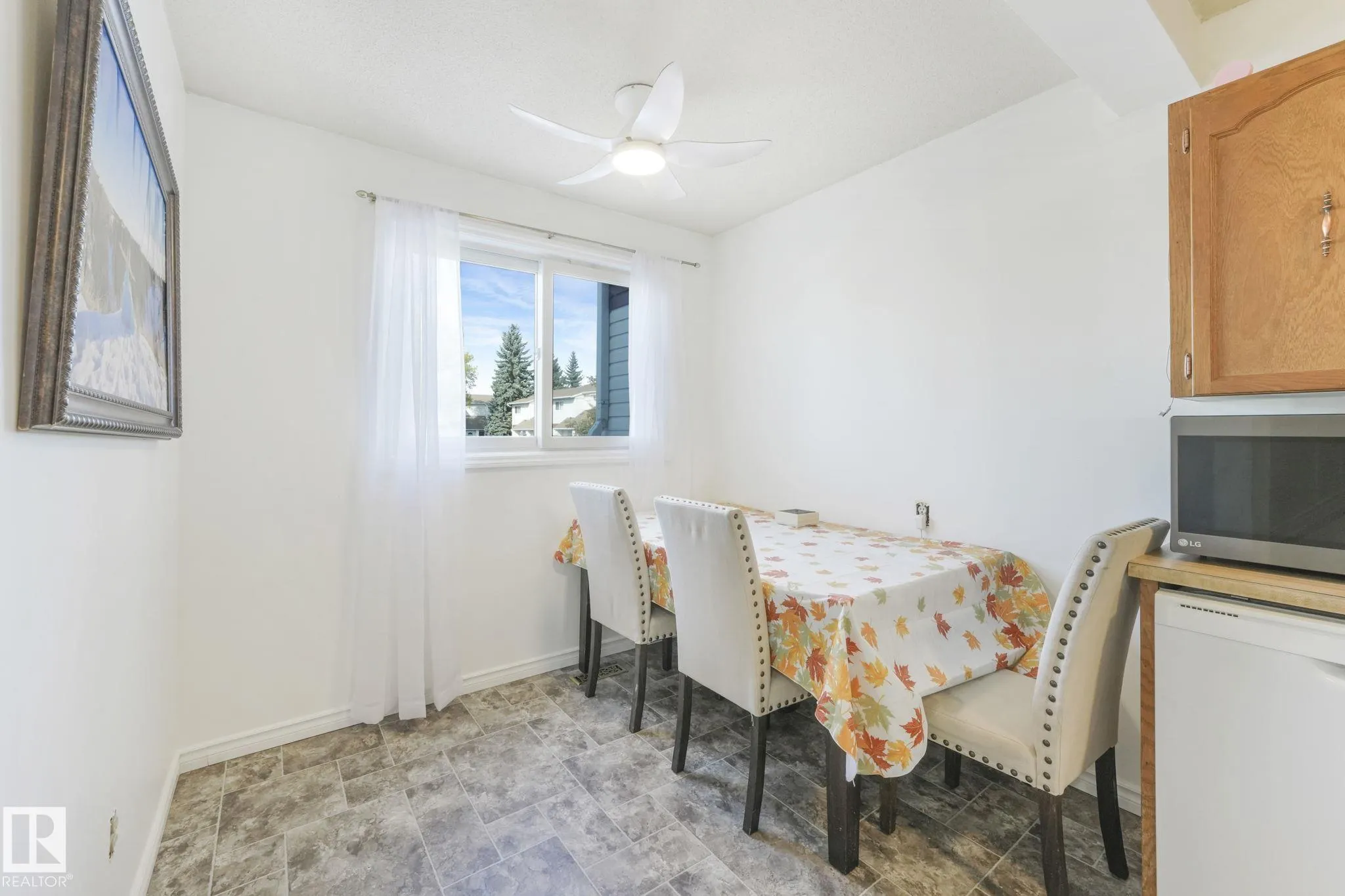 420 CLAREVIEW Road