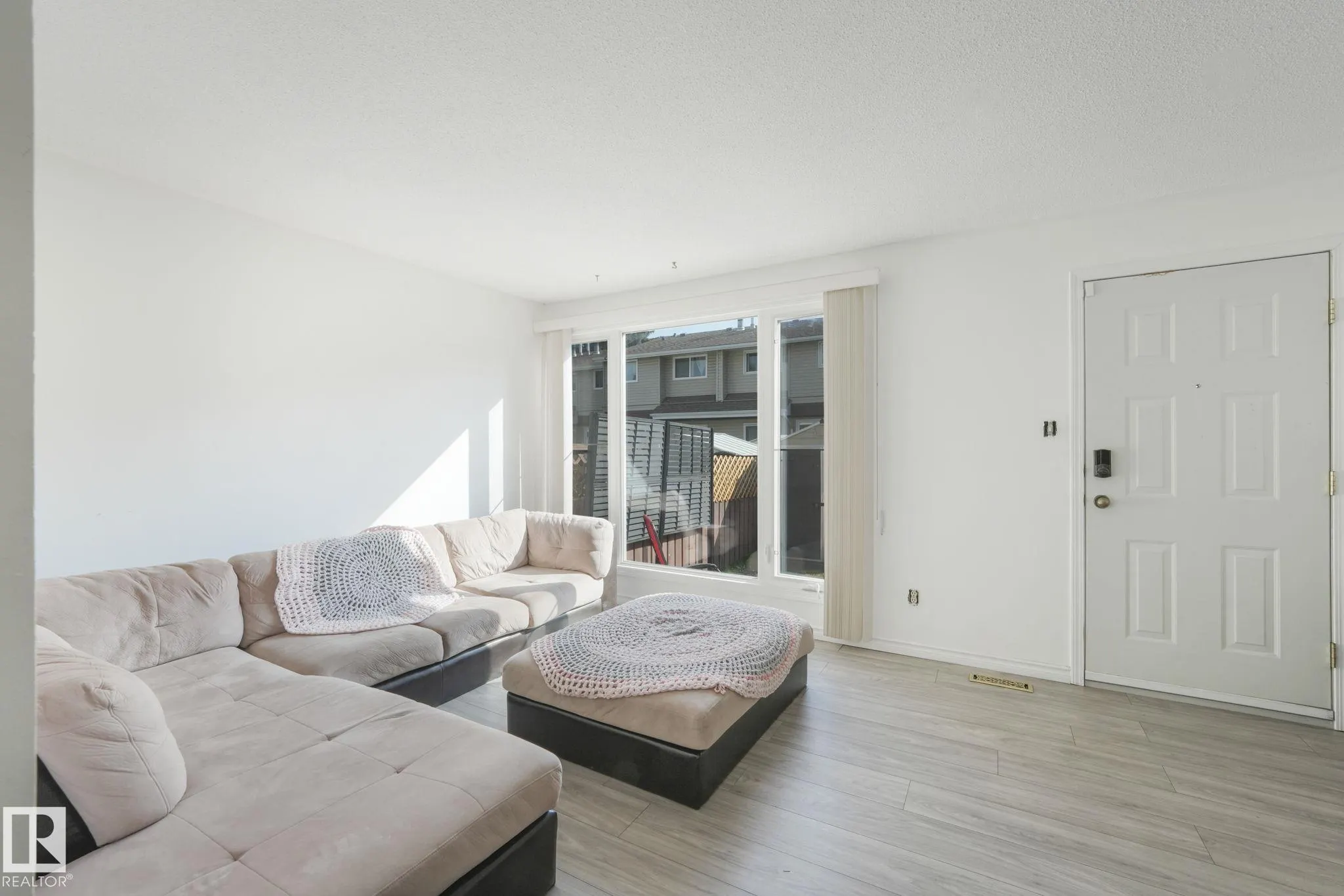 420 CLAREVIEW Road