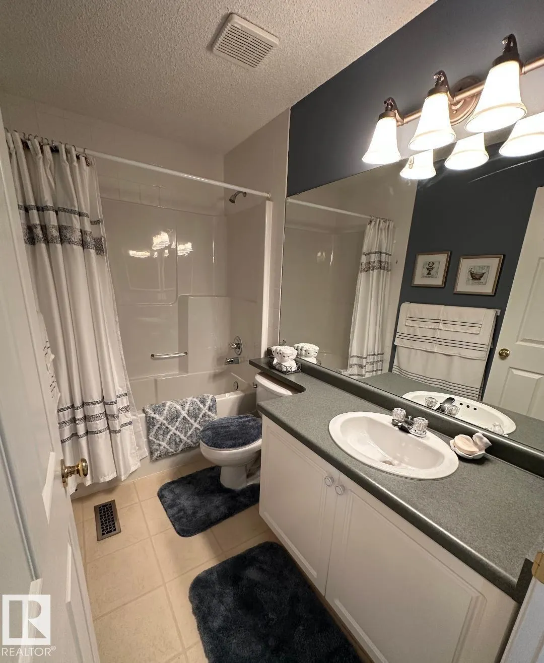 1401 CLOVER BAR Road