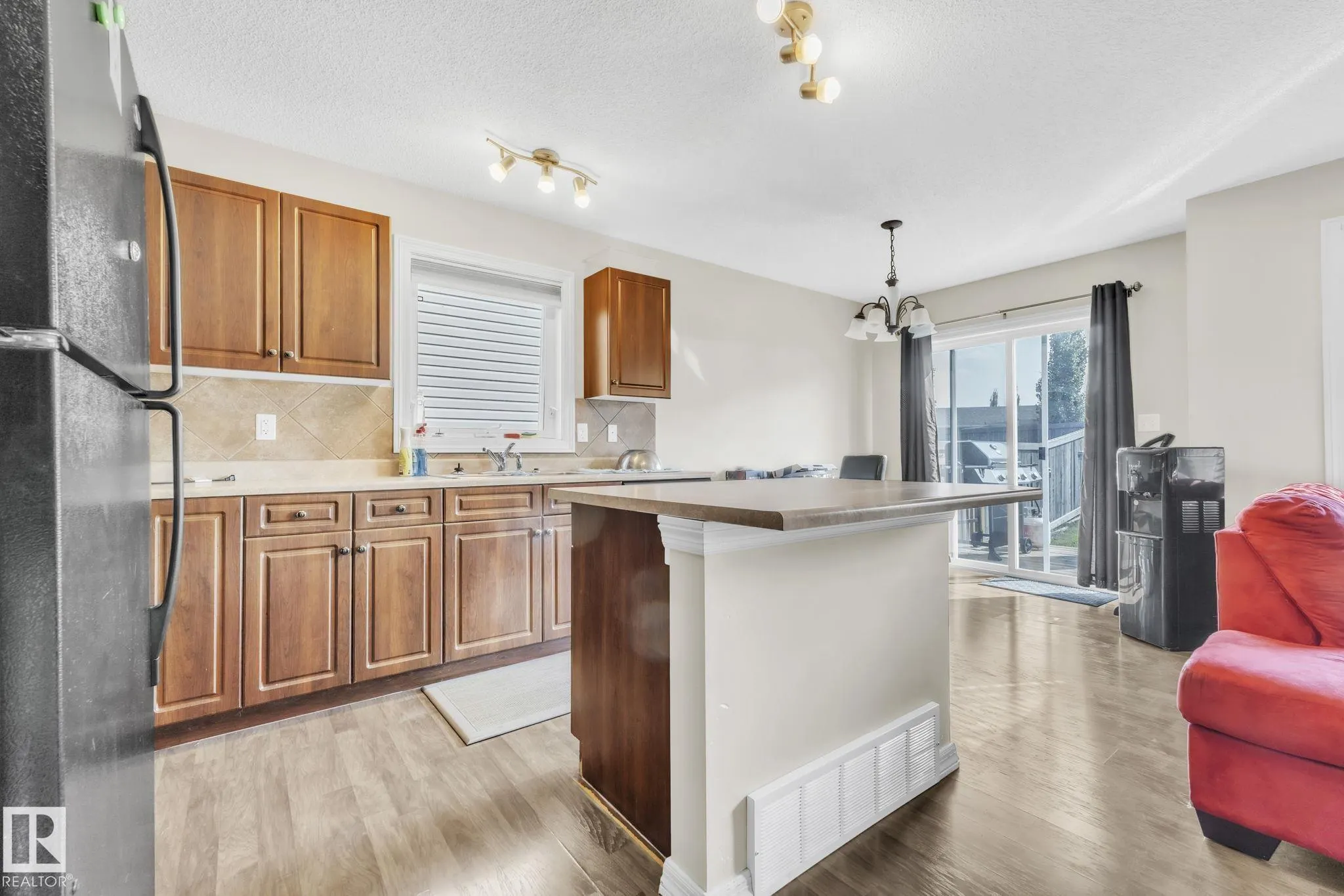 140 CALVERT Wynd