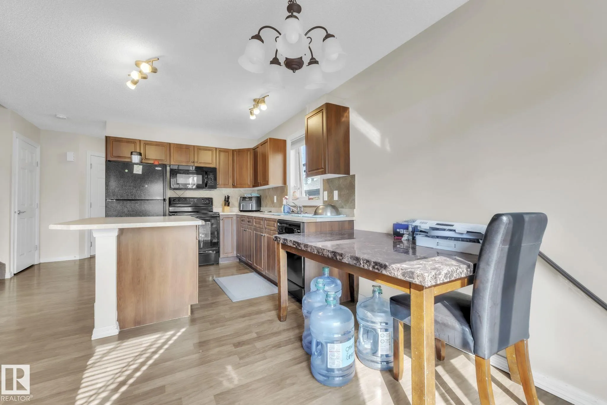 140 CALVERT Wynd