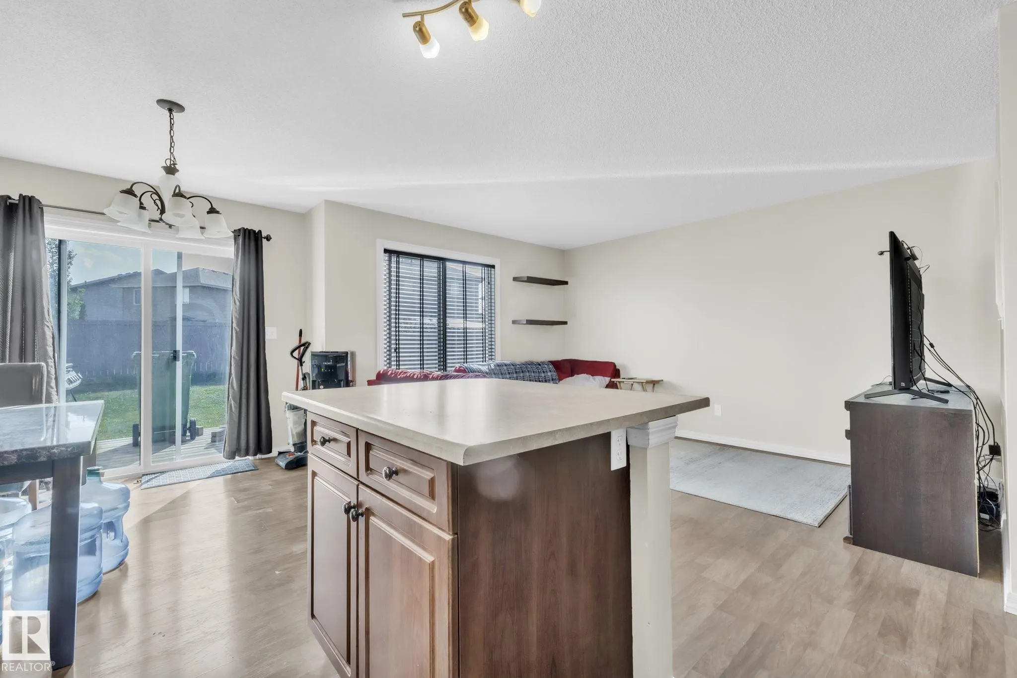 140 CALVERT Wynd