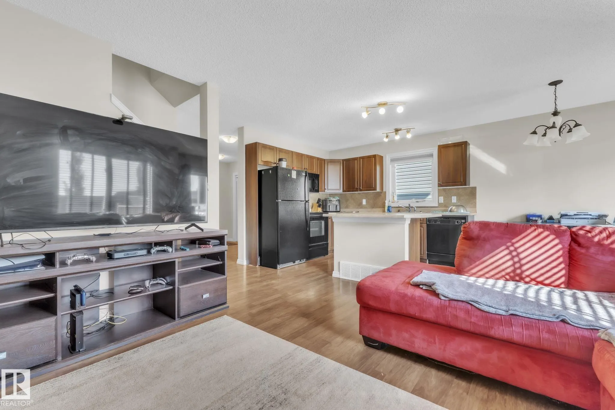 140 CALVERT Wynd
