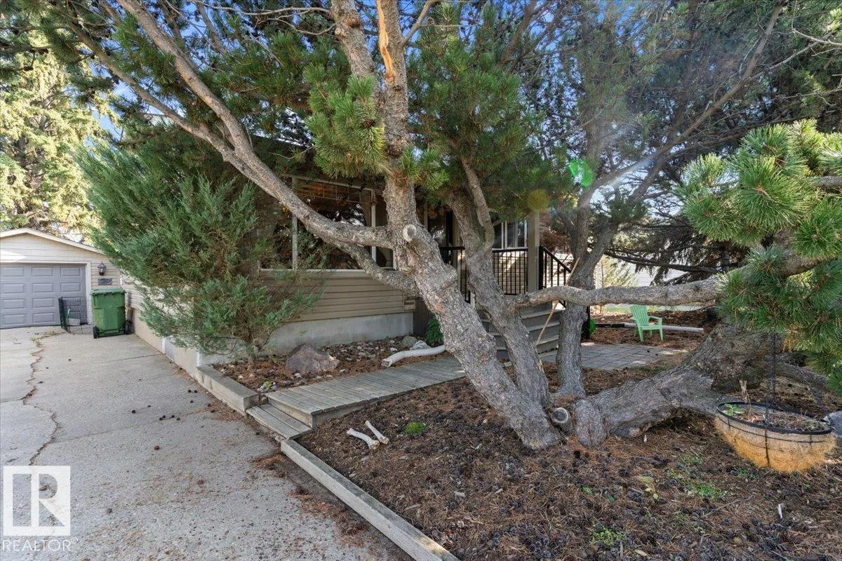 4918 57 Avenue