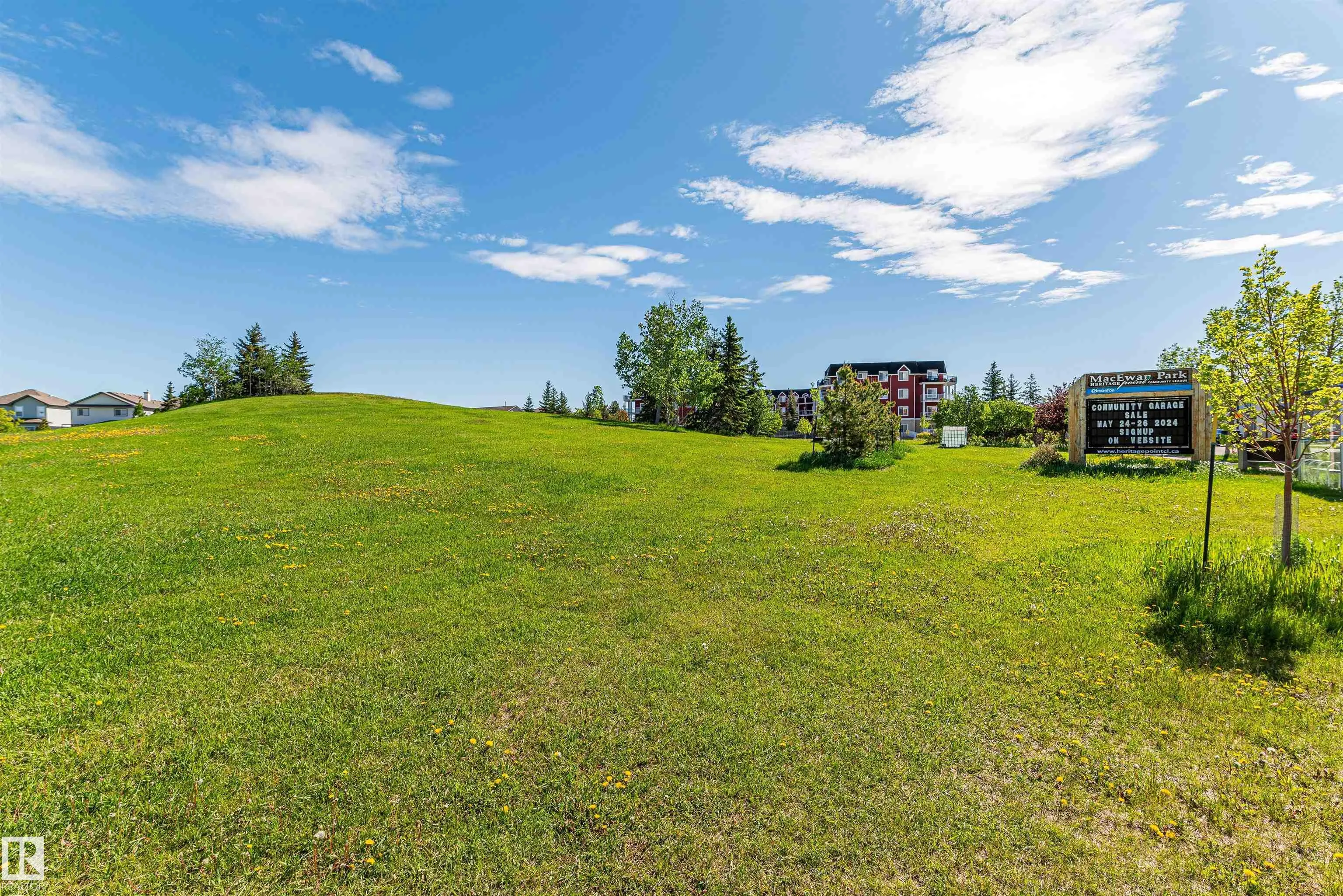 226 MACEWAN Road