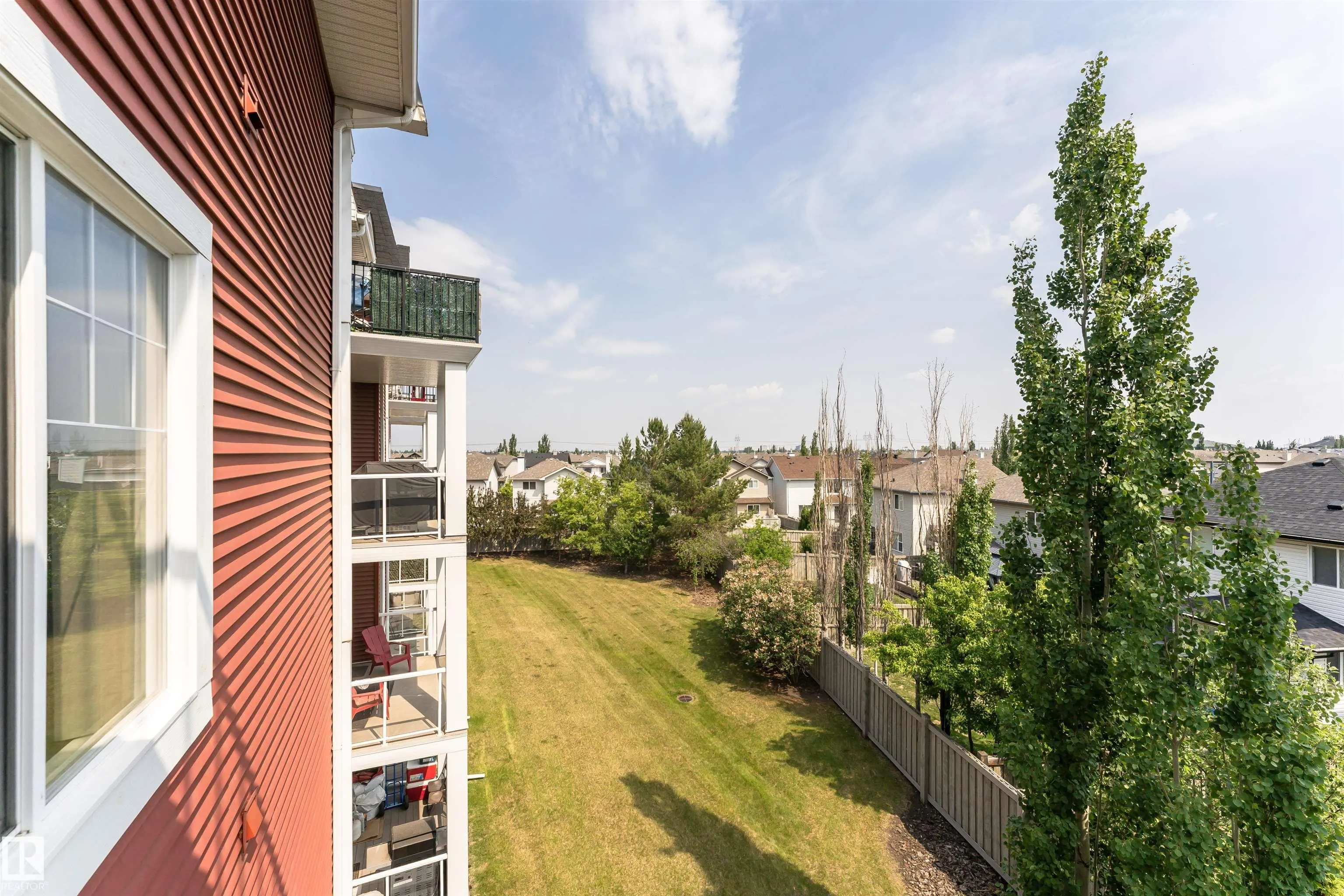 226 MACEWAN Road