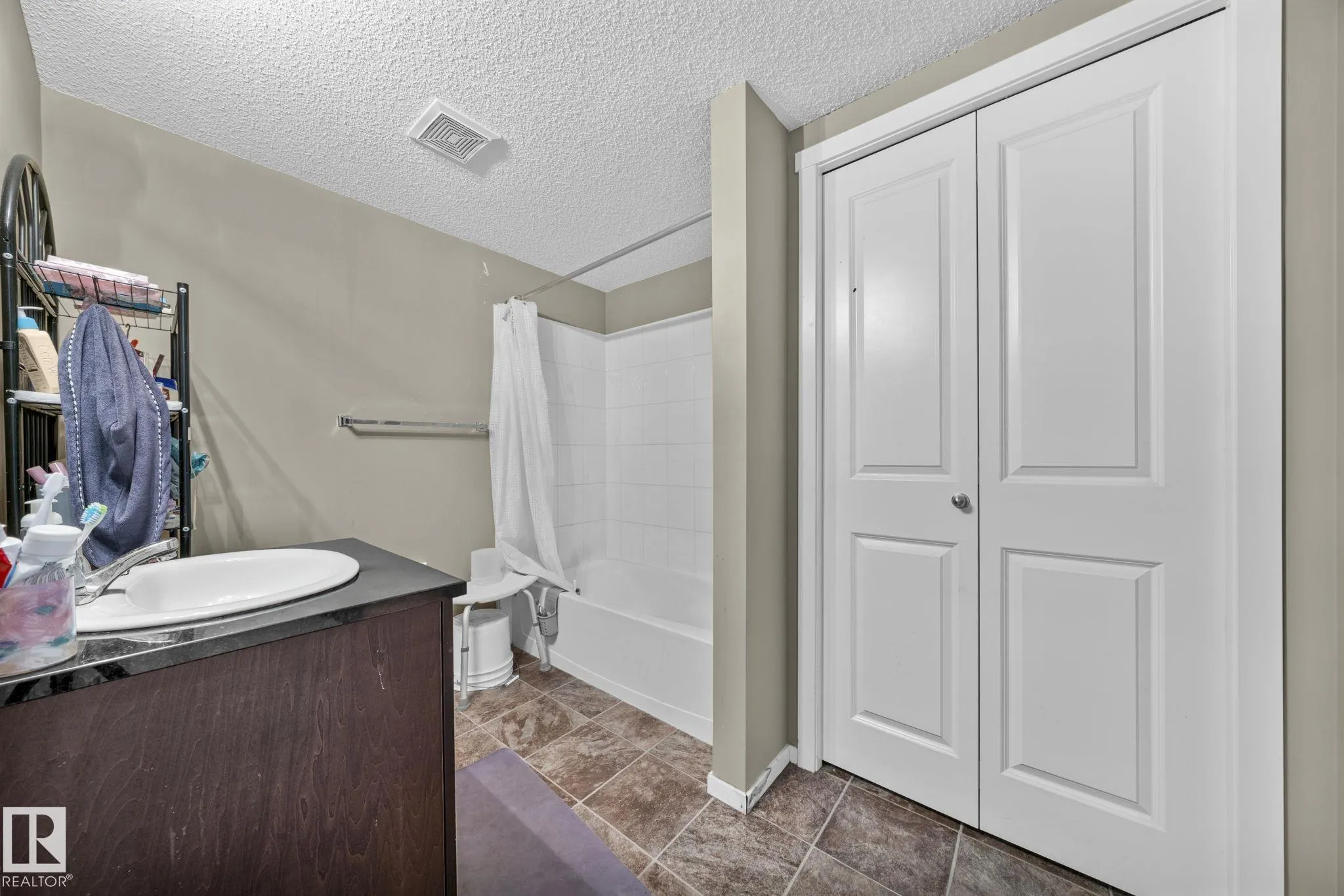 3207 JAMES MOWATT Trail