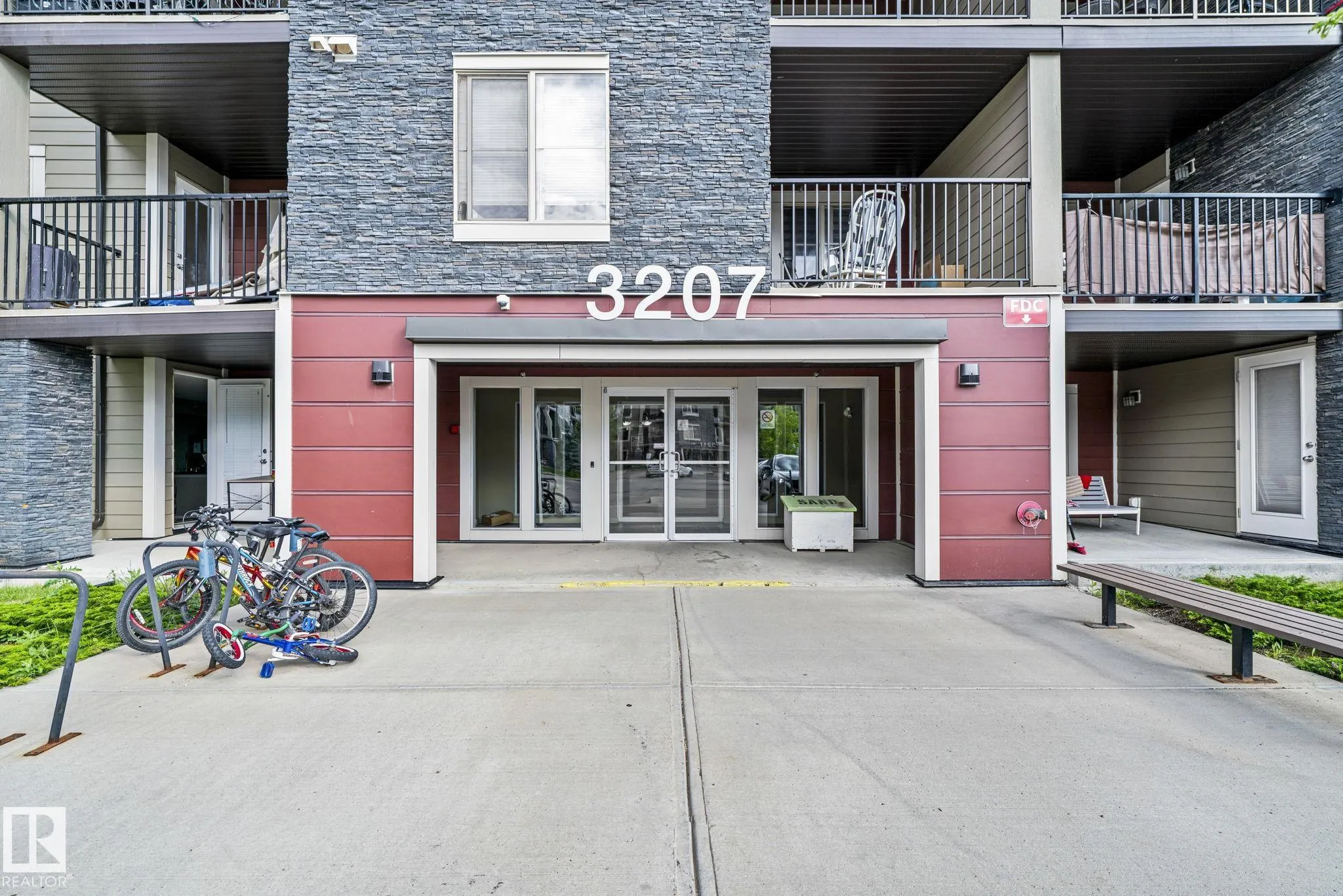 3207 JAMES MOWATT Trail