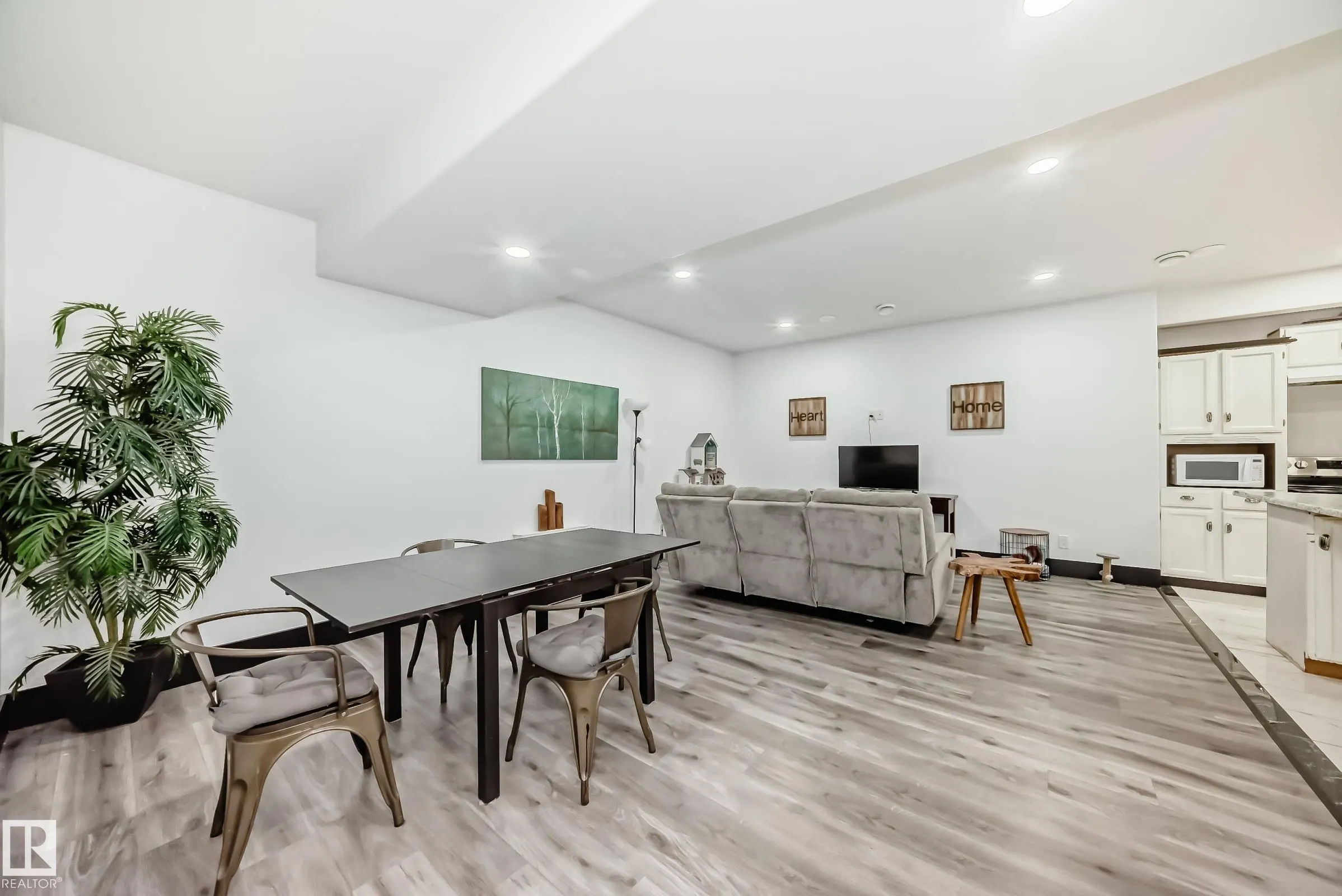 128 Houle Drive