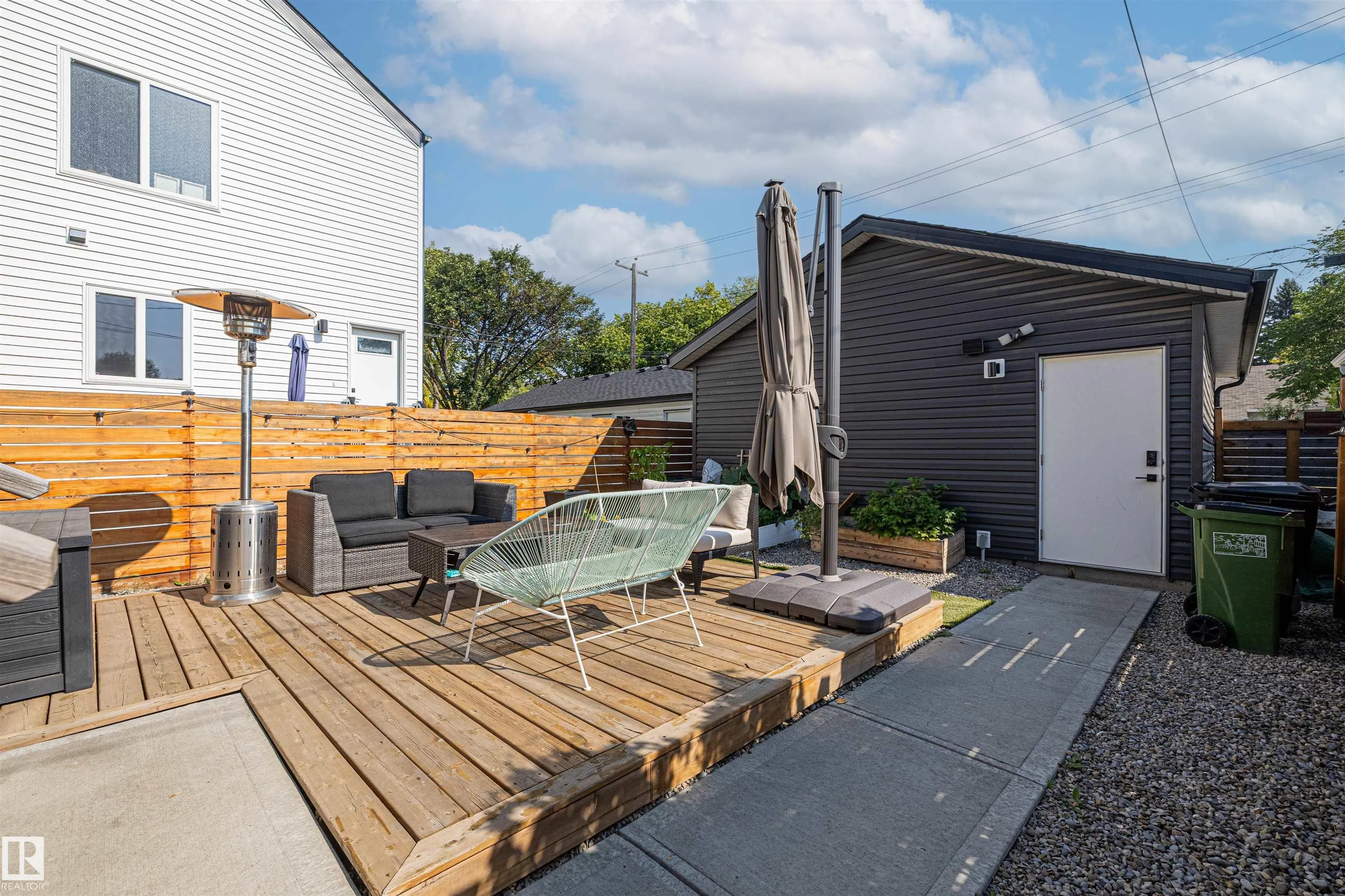 12037 124 Street