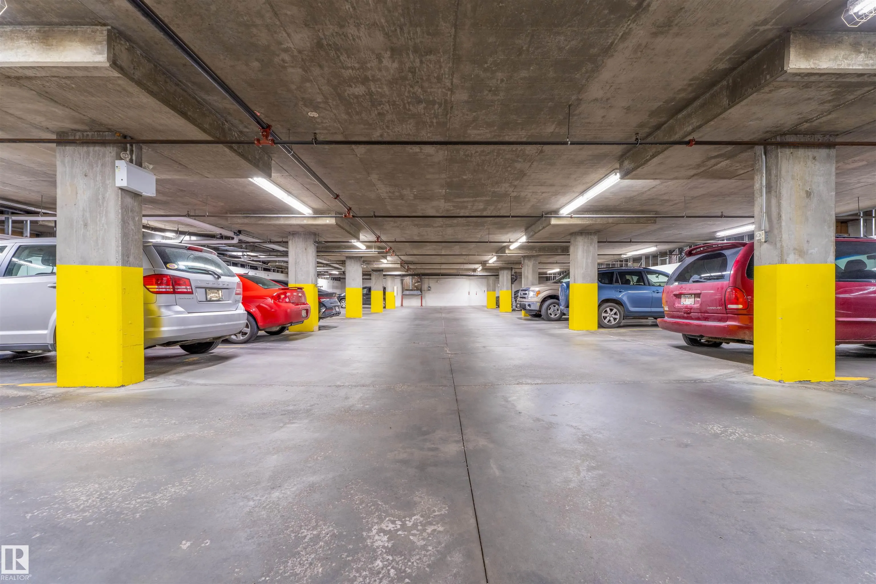 12408 15 Avenue