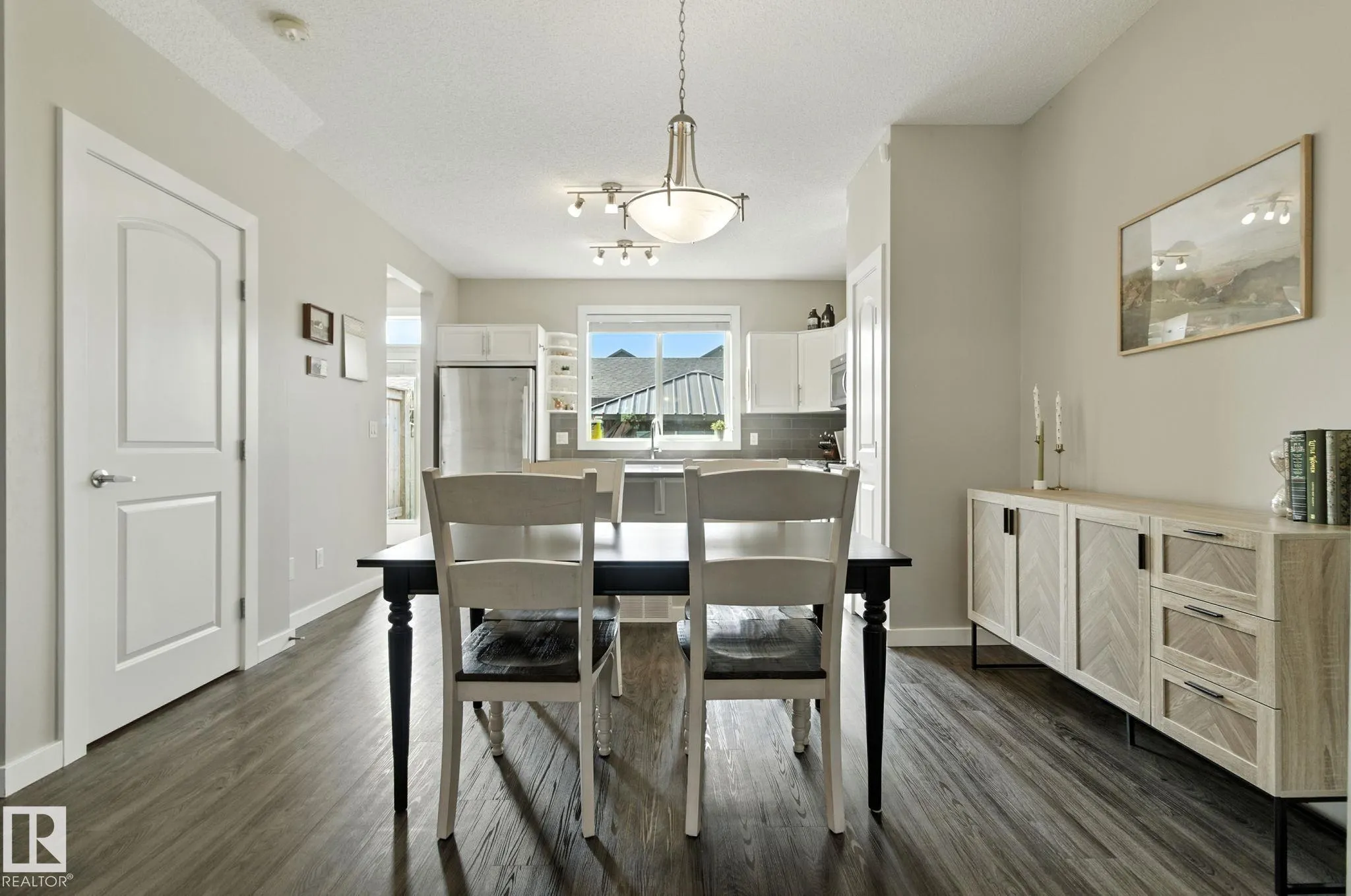 6088 ROSENTHAL Way