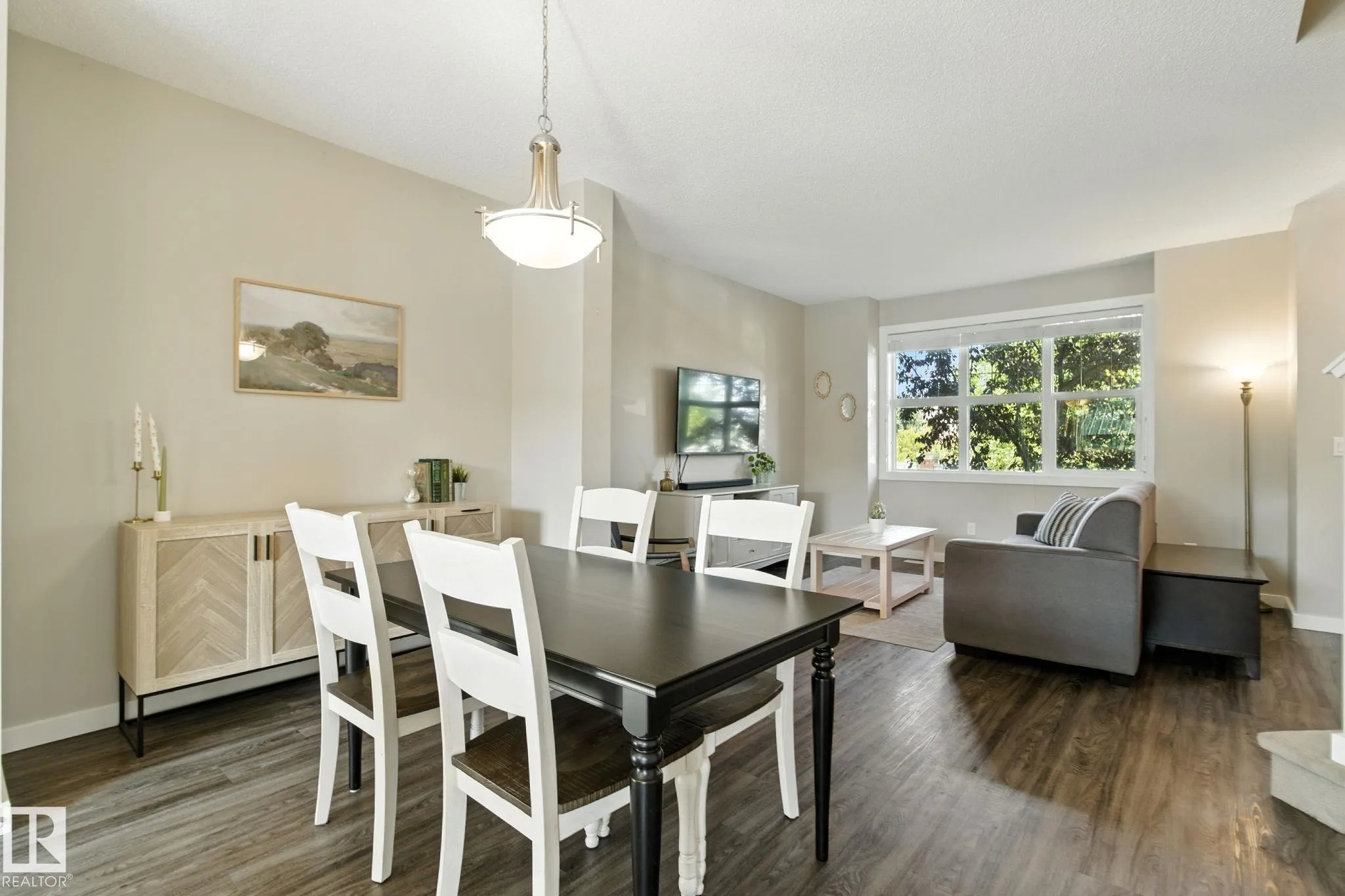 6088 ROSENTHAL Way