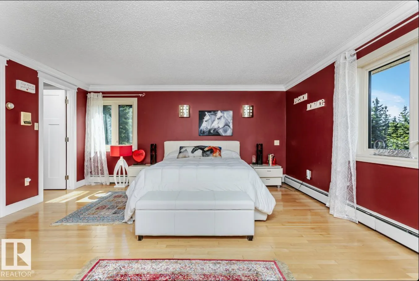 53310 RR 221 229 Hunter’s Hill