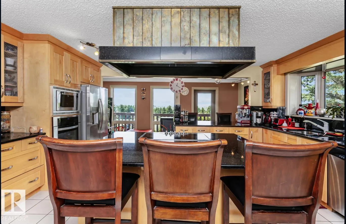 53310 RR 221 229 Hunter’s Hill