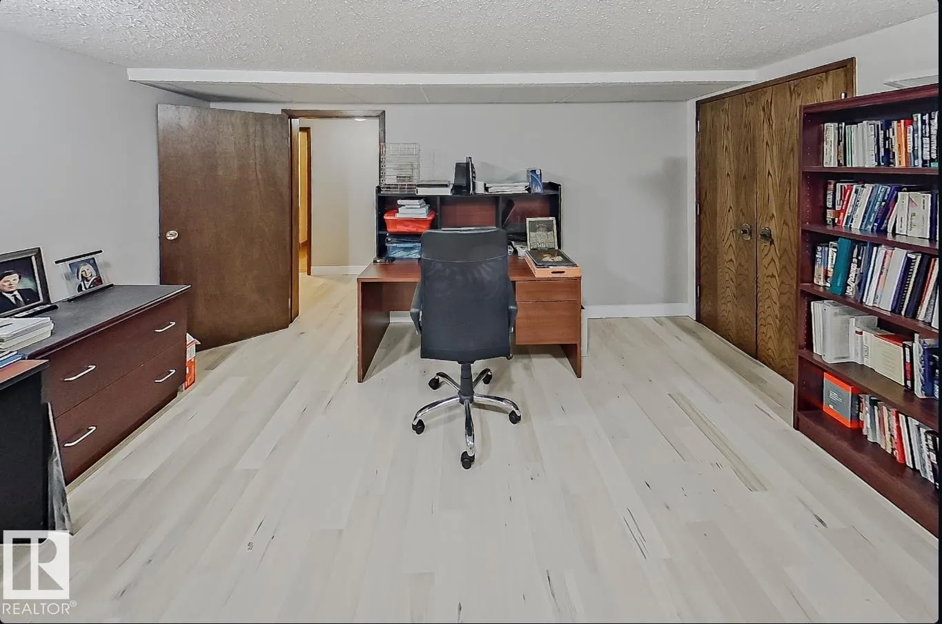 53310 RR 221 229 Hunter’s Hill