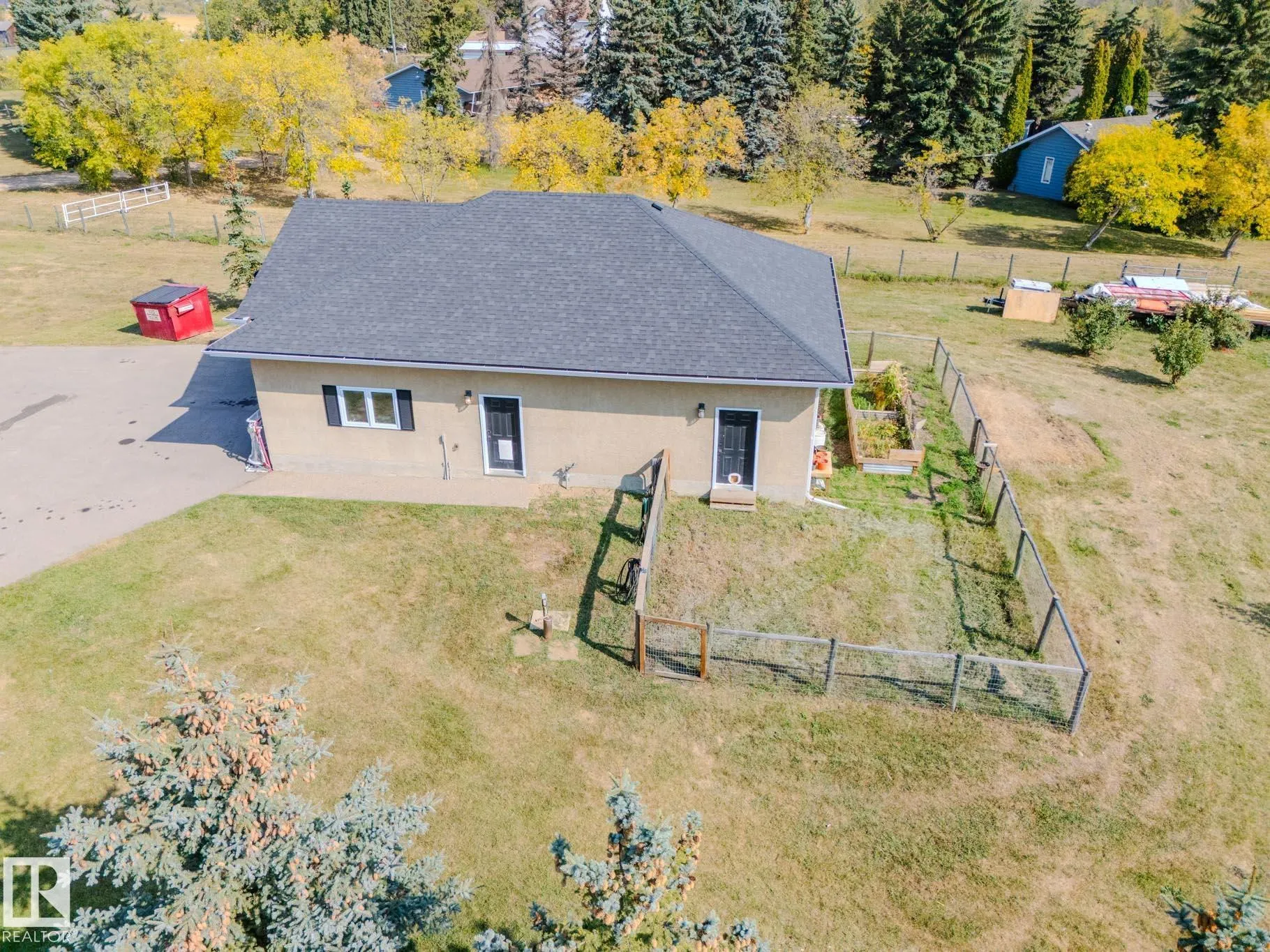 26109B MEADOWVIEW Drive