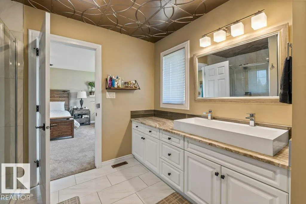 26109B MEADOWVIEW Drive