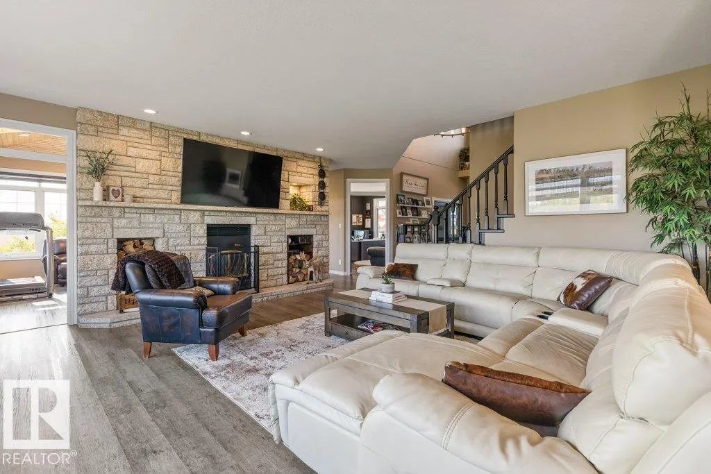 26109B MEADOWVIEW Drive