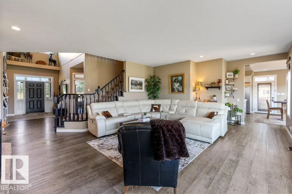 26109B MEADOWVIEW Drive