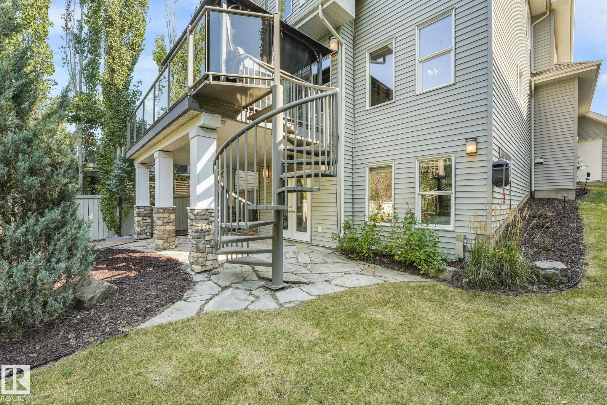 1232 CHAHLEY LANDING Landing