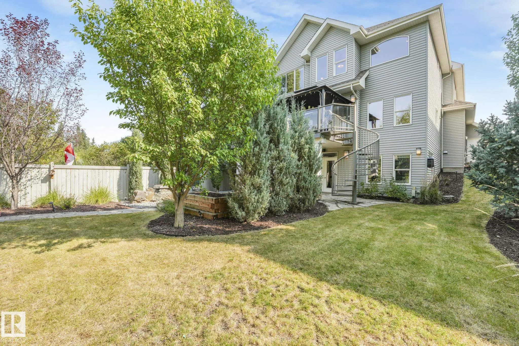 1232 CHAHLEY LANDING Landing