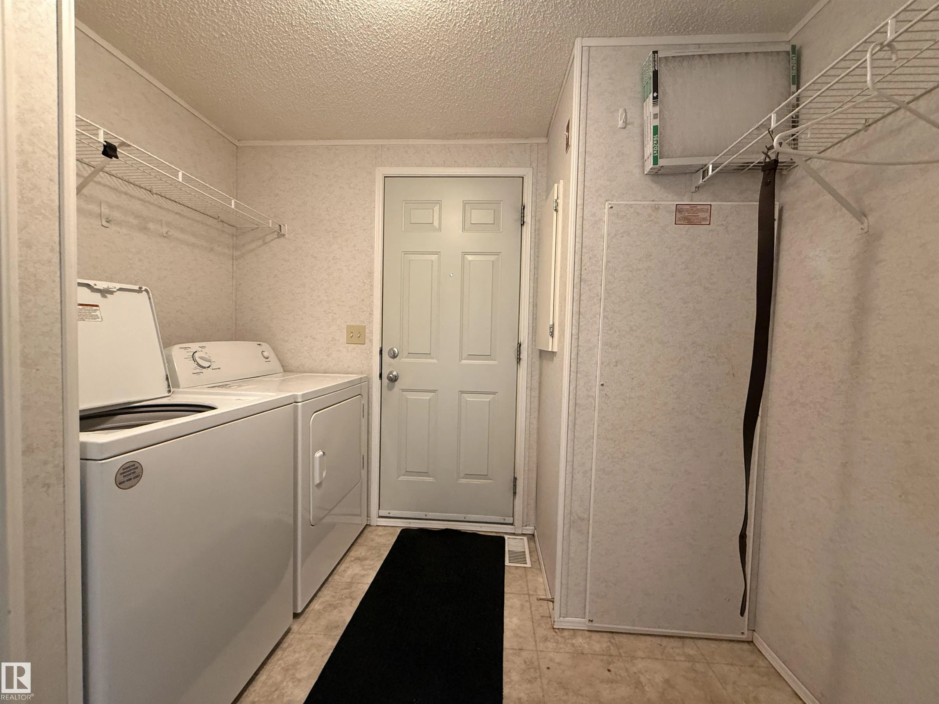1706 Jubilee Loop