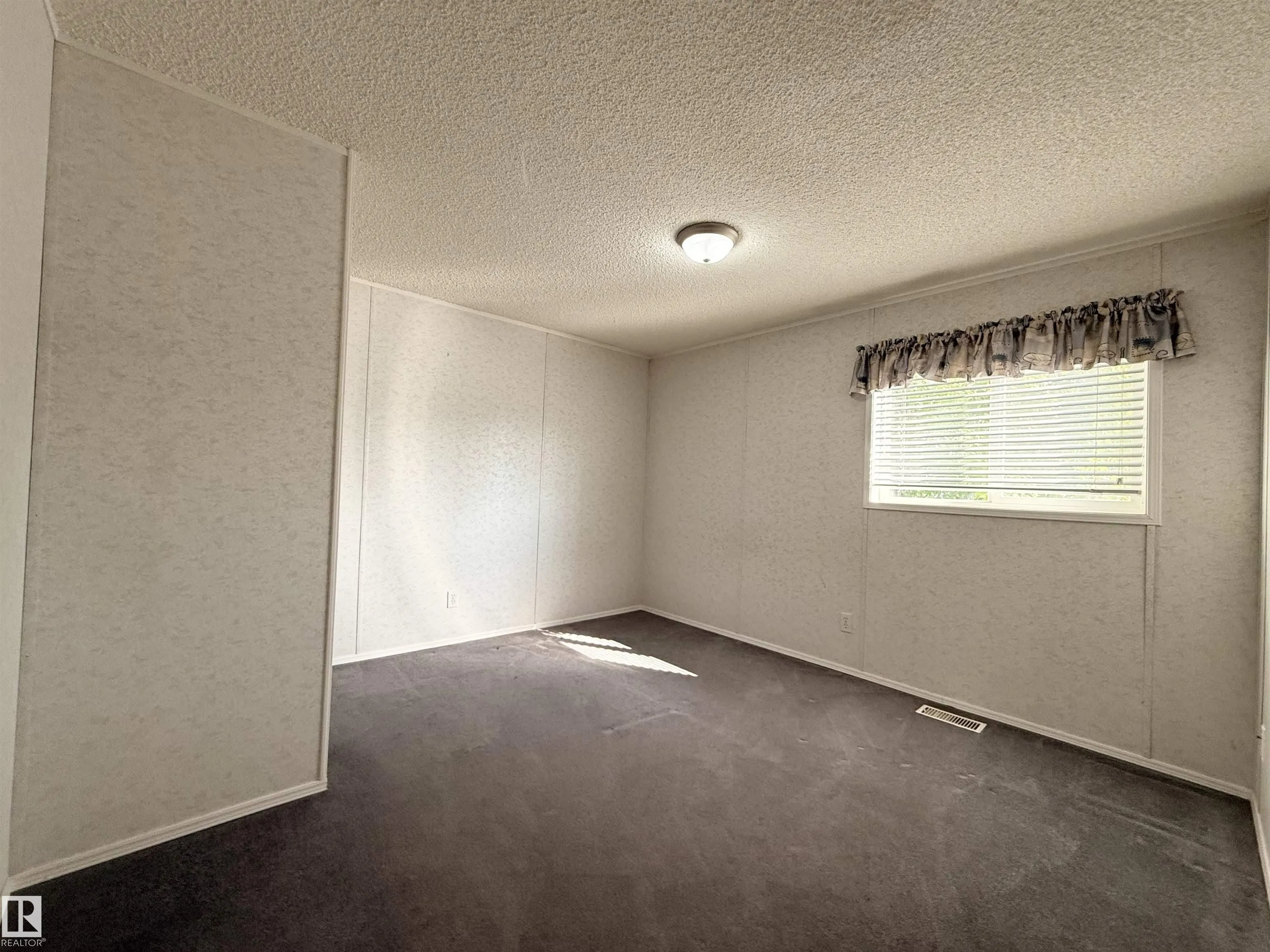 1706 Jubilee Loop