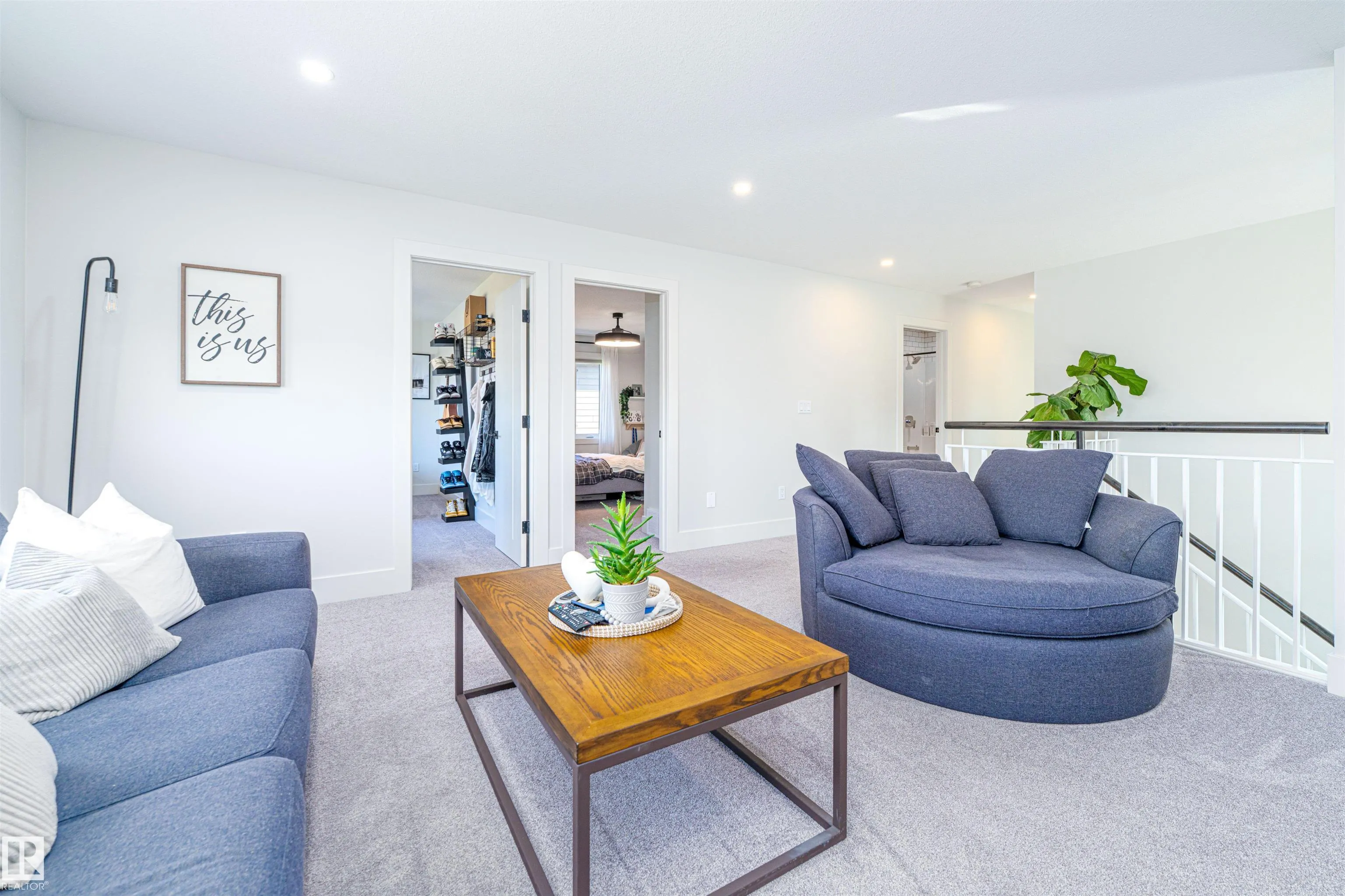 52 ROBERGE Close
