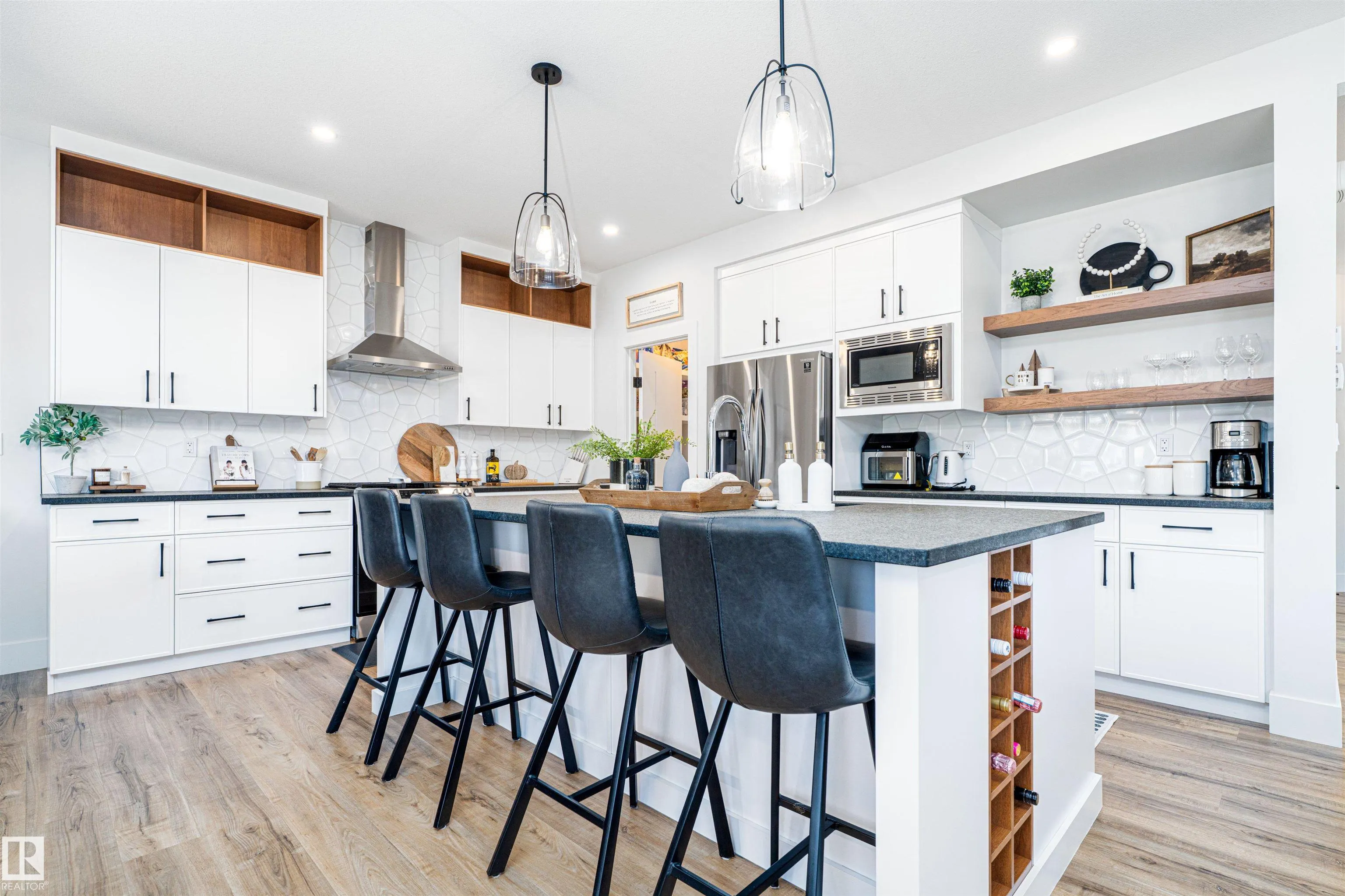 52 ROBERGE Close